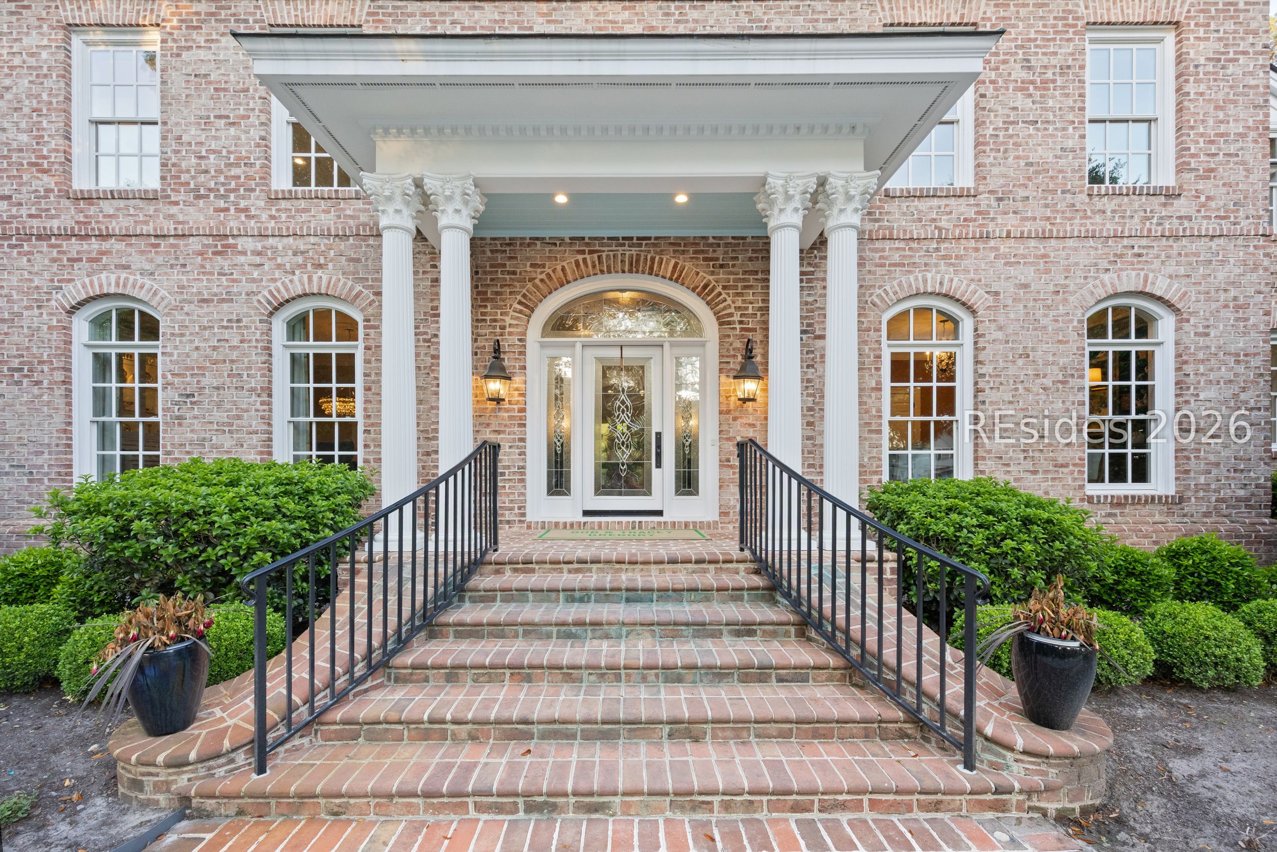 Carraway Manor