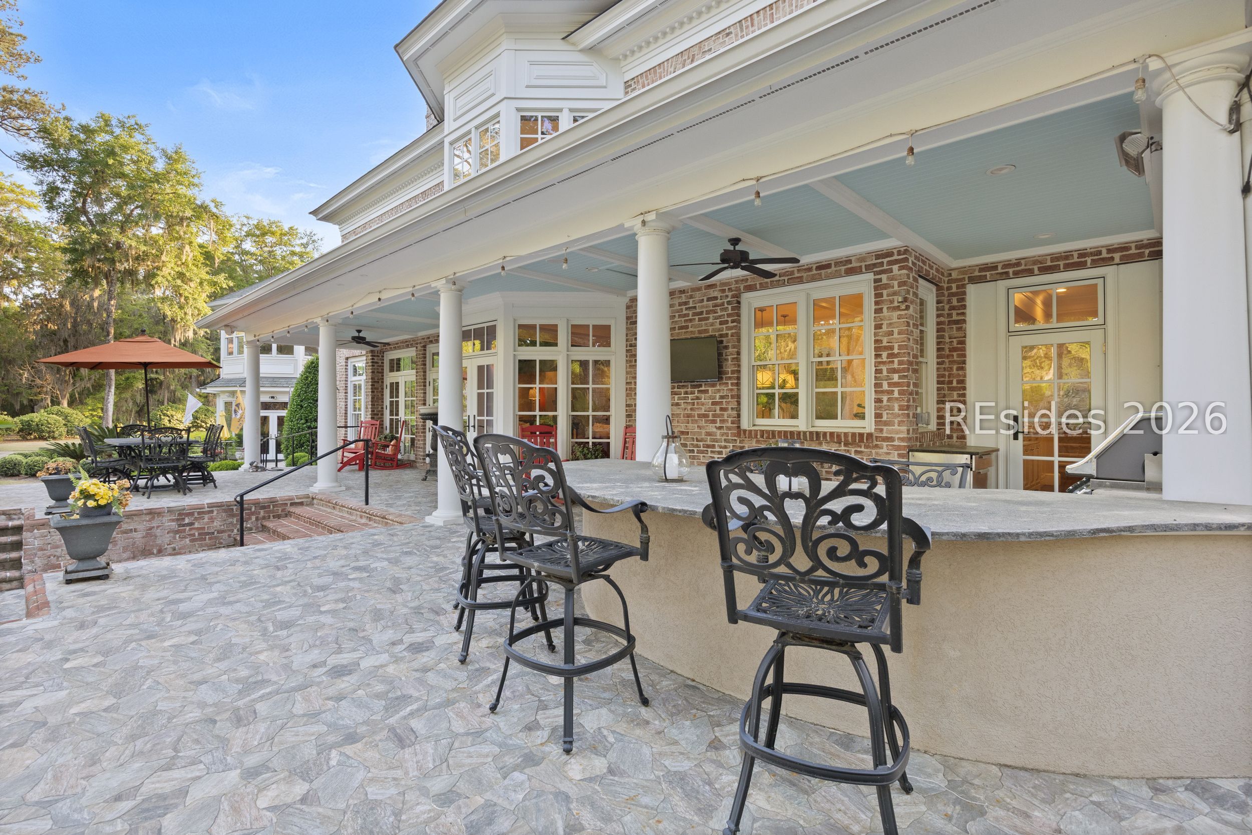 Carraway Manor