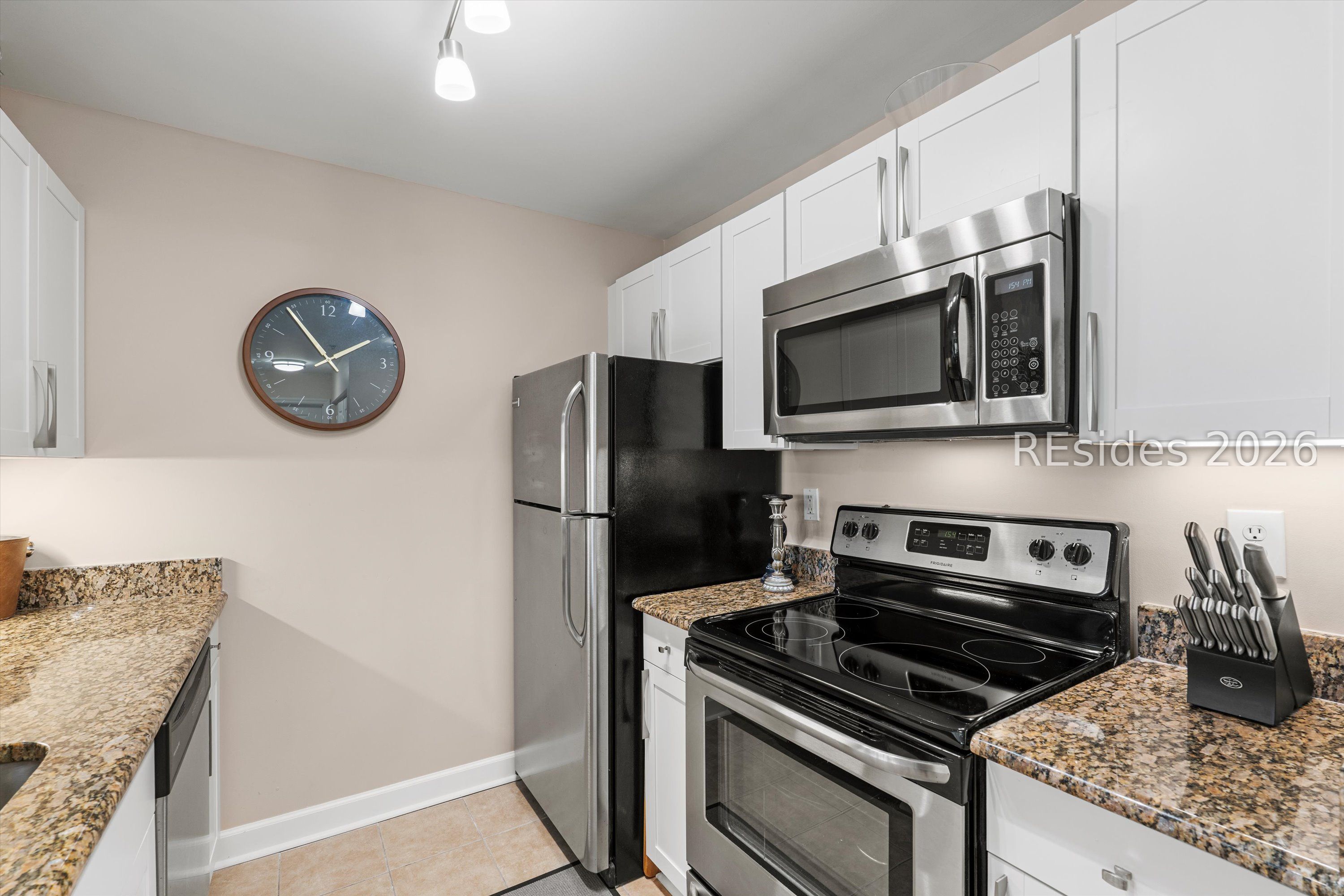 80 Paddle Boat Lane Unit: 825