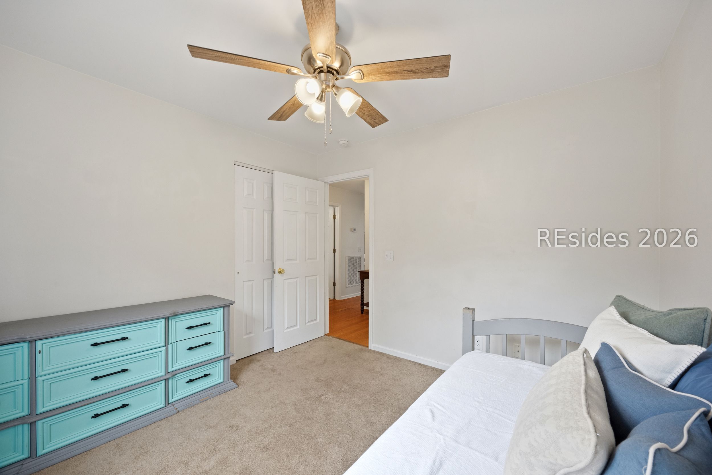 18 Royal Star Drive