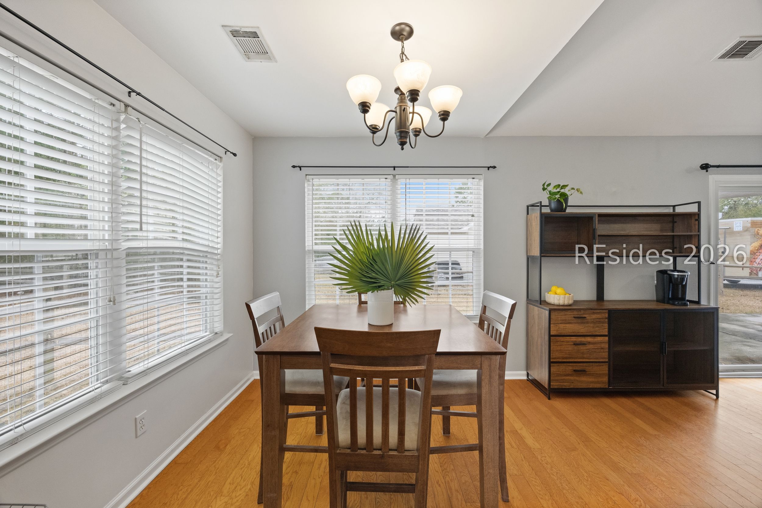 18 Royal Star Drive