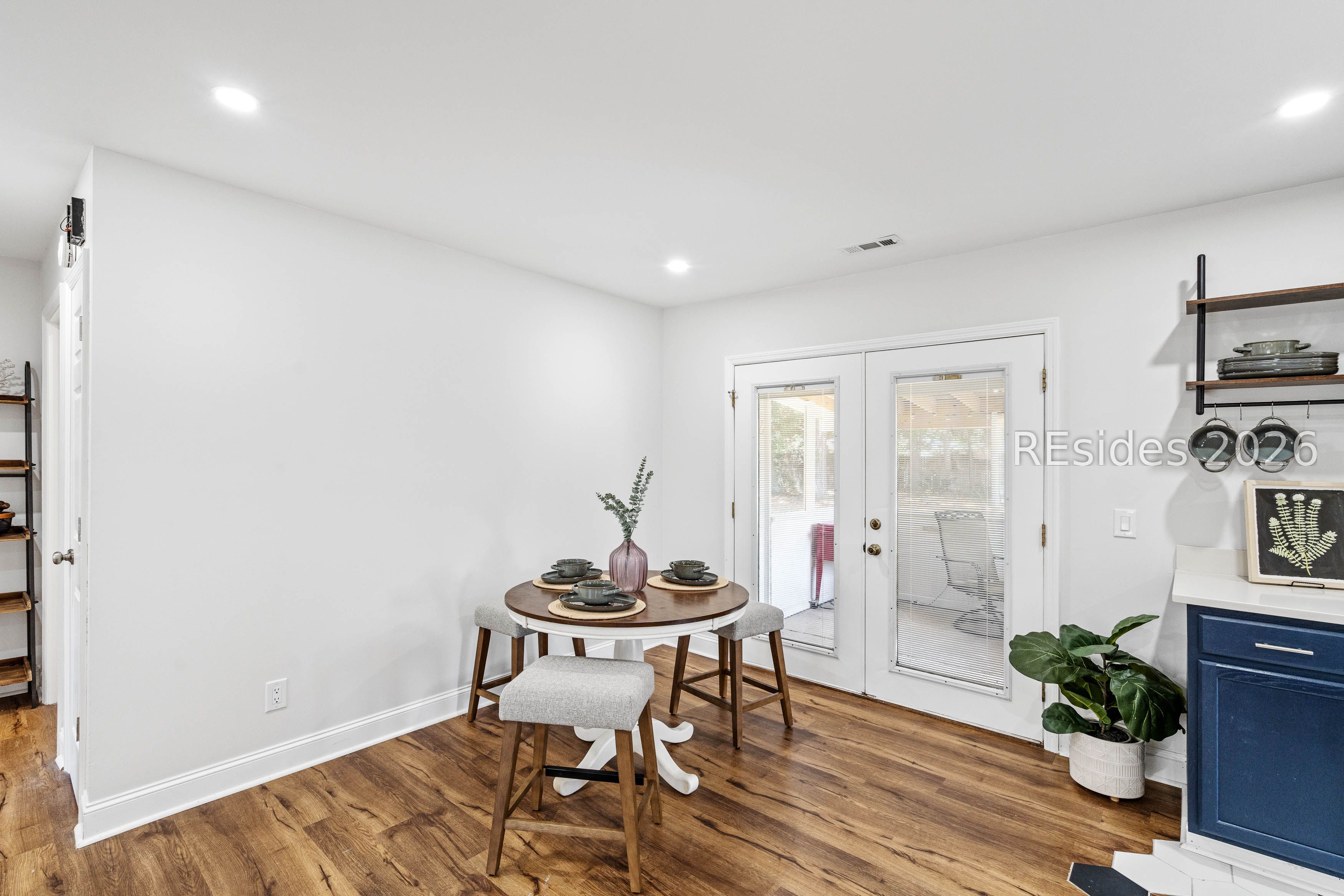 3 Burlington Circle