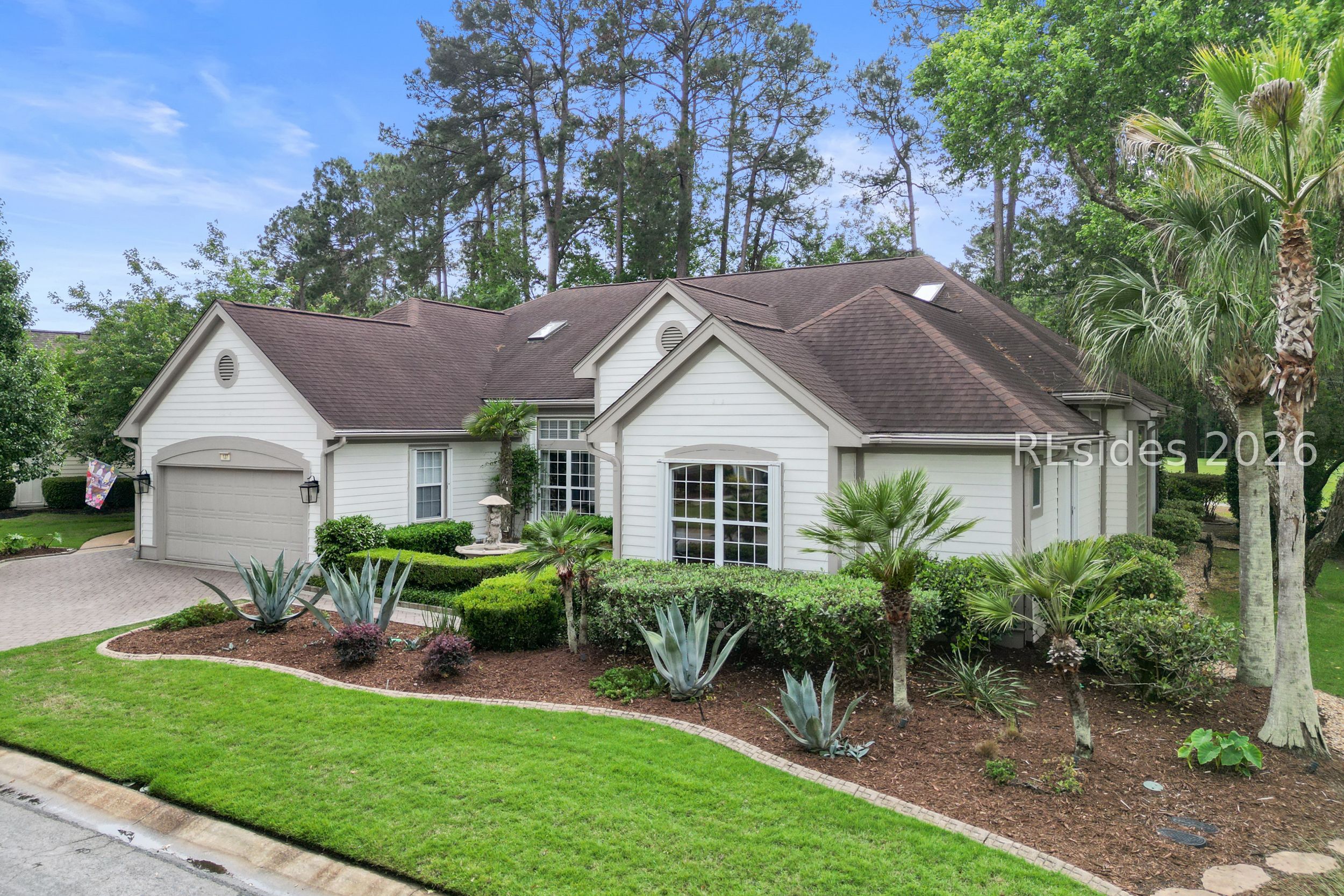 127 Robert E Lee Lane