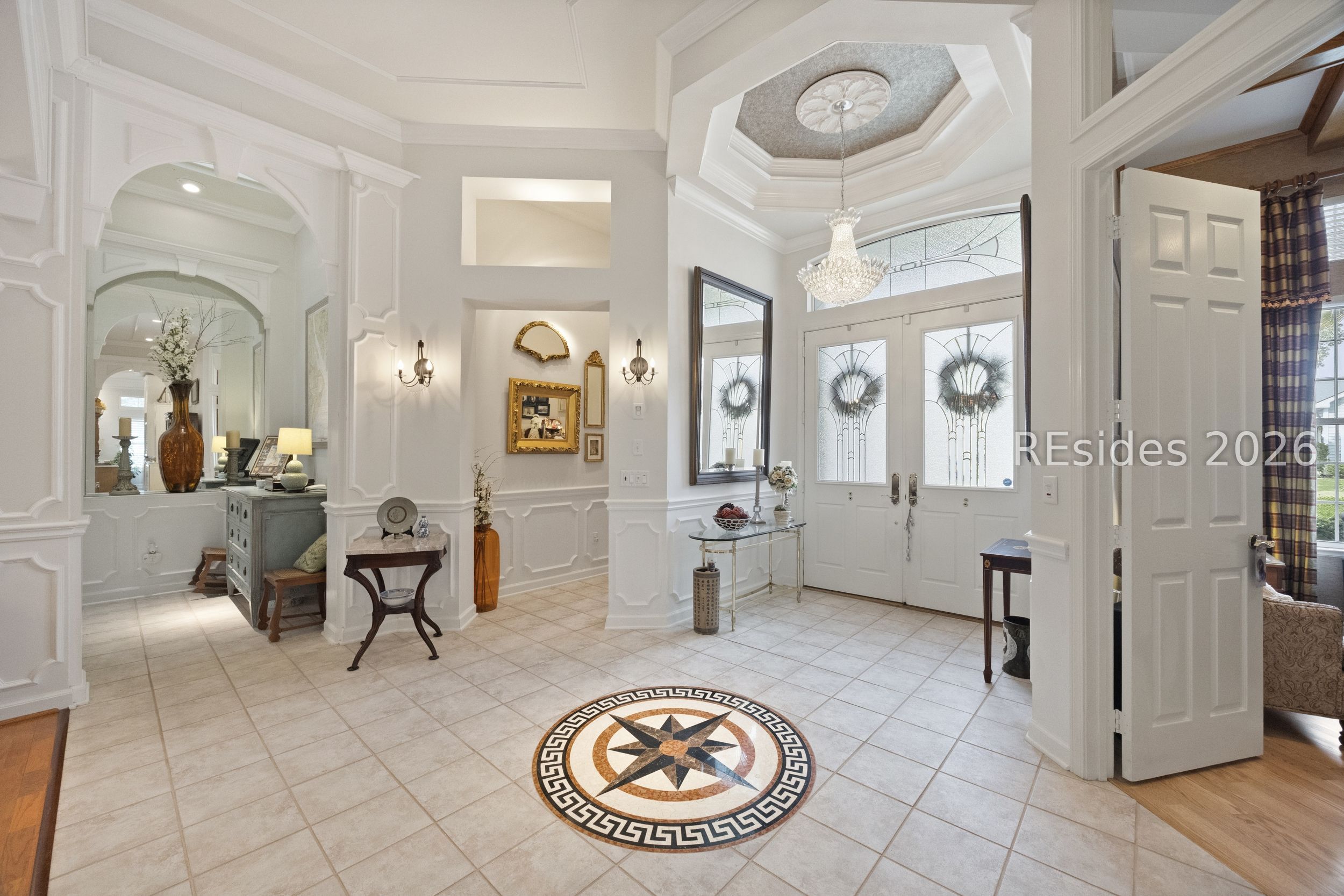 127 Robert E Lee Lane