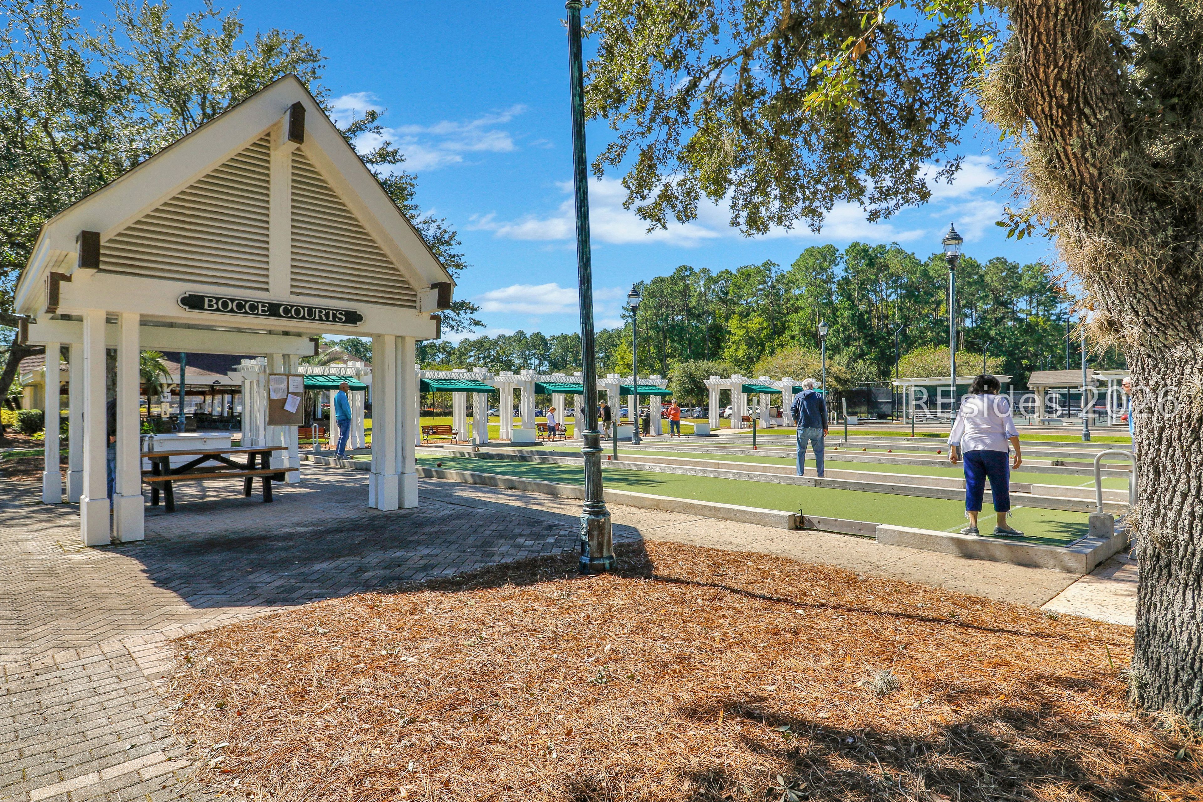 127 Robert E Lee Lane