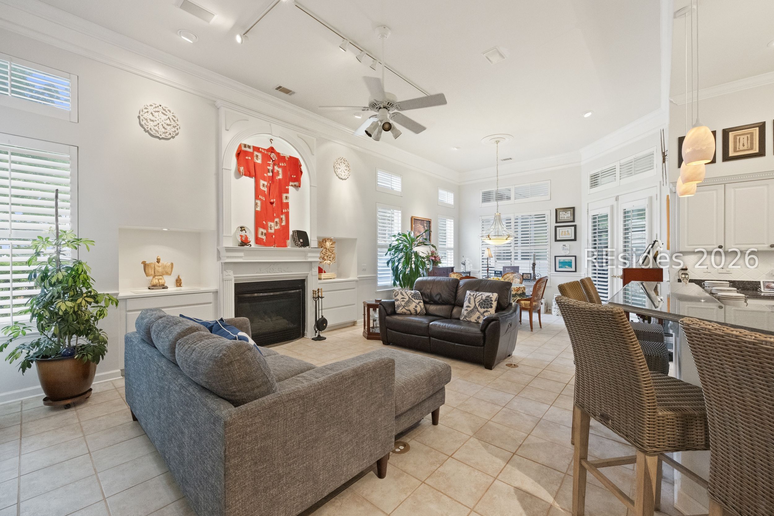 127 Robert E Lee Lane