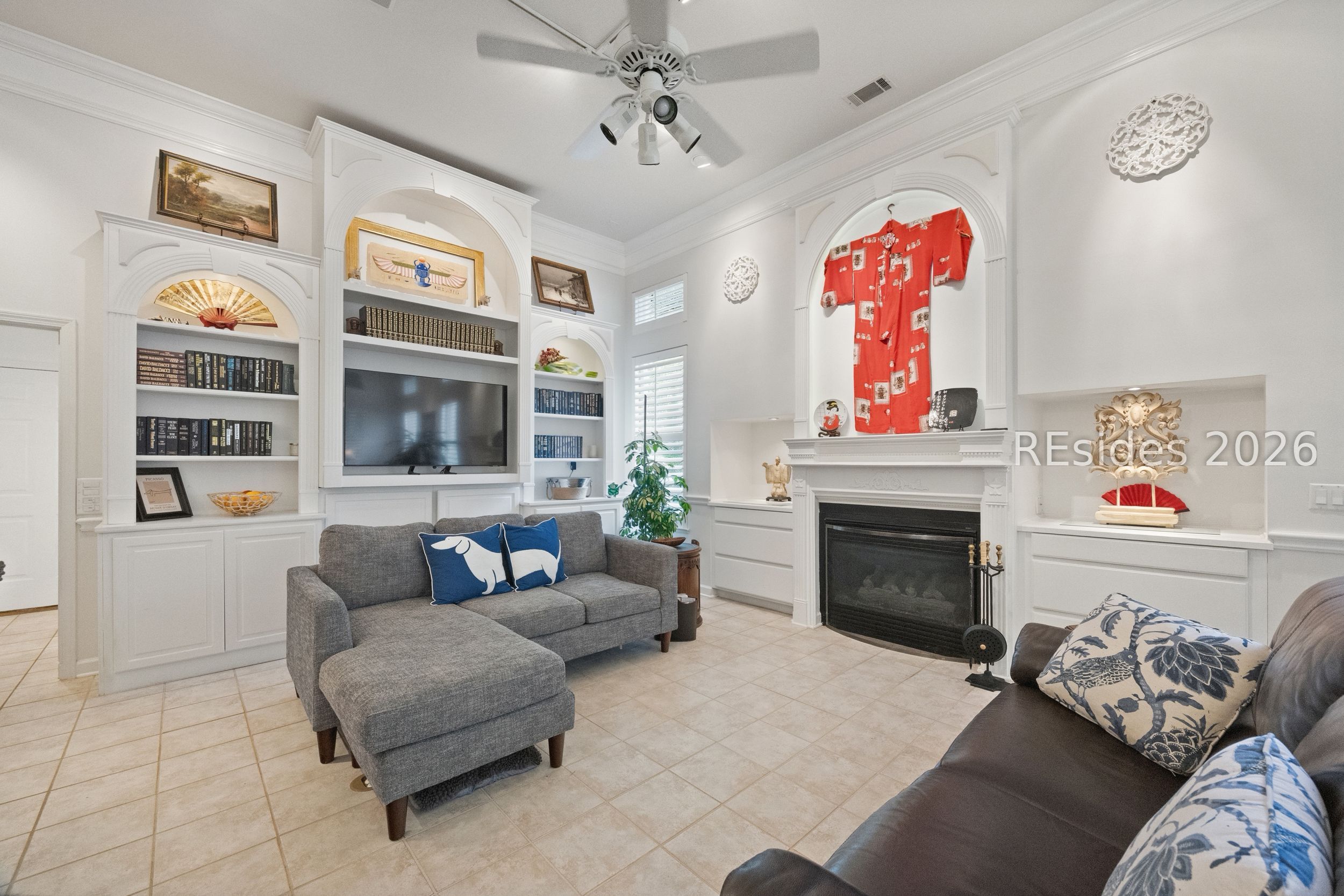 127 Robert E Lee Lane