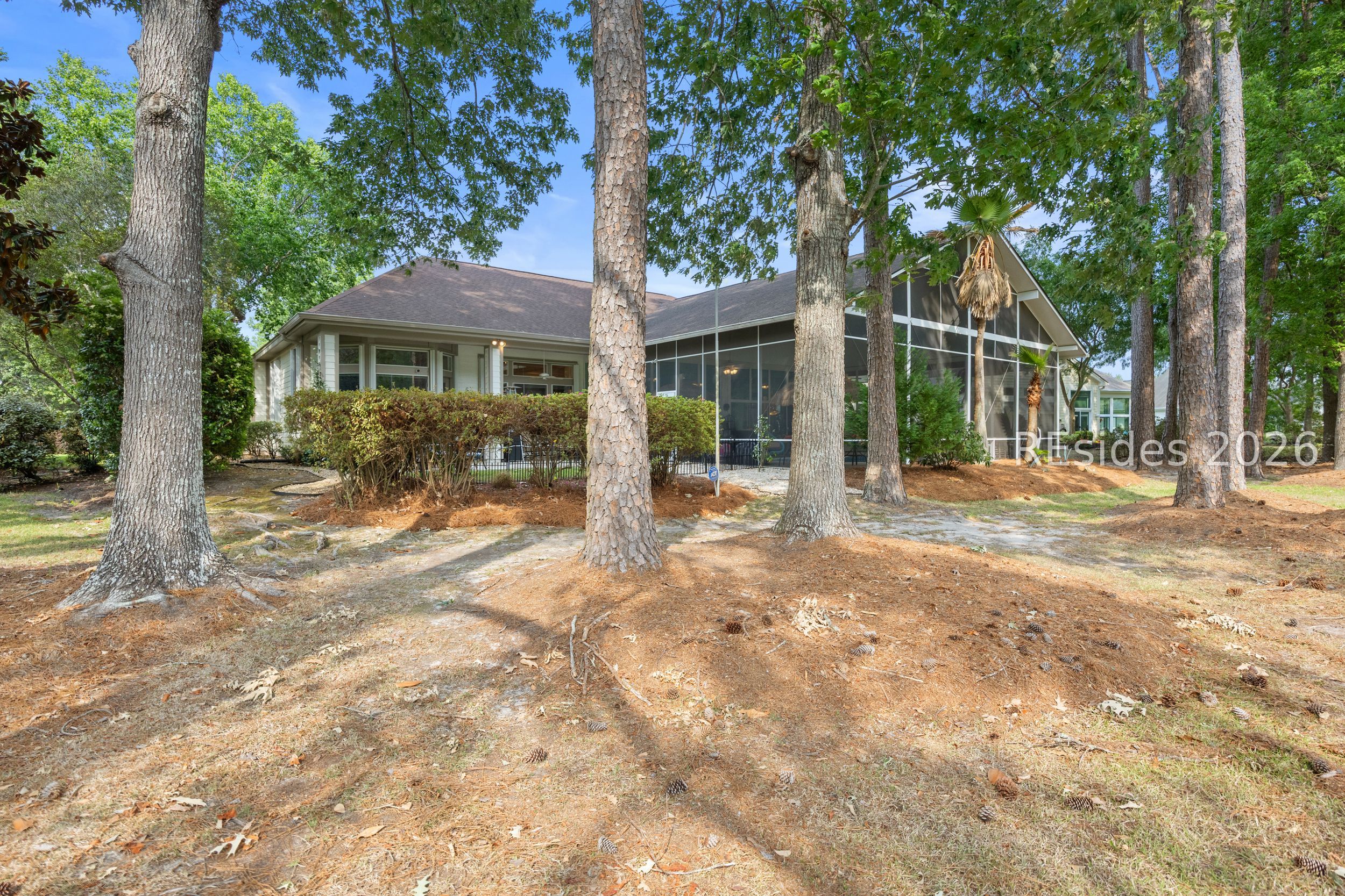 127 Robert E Lee Lane