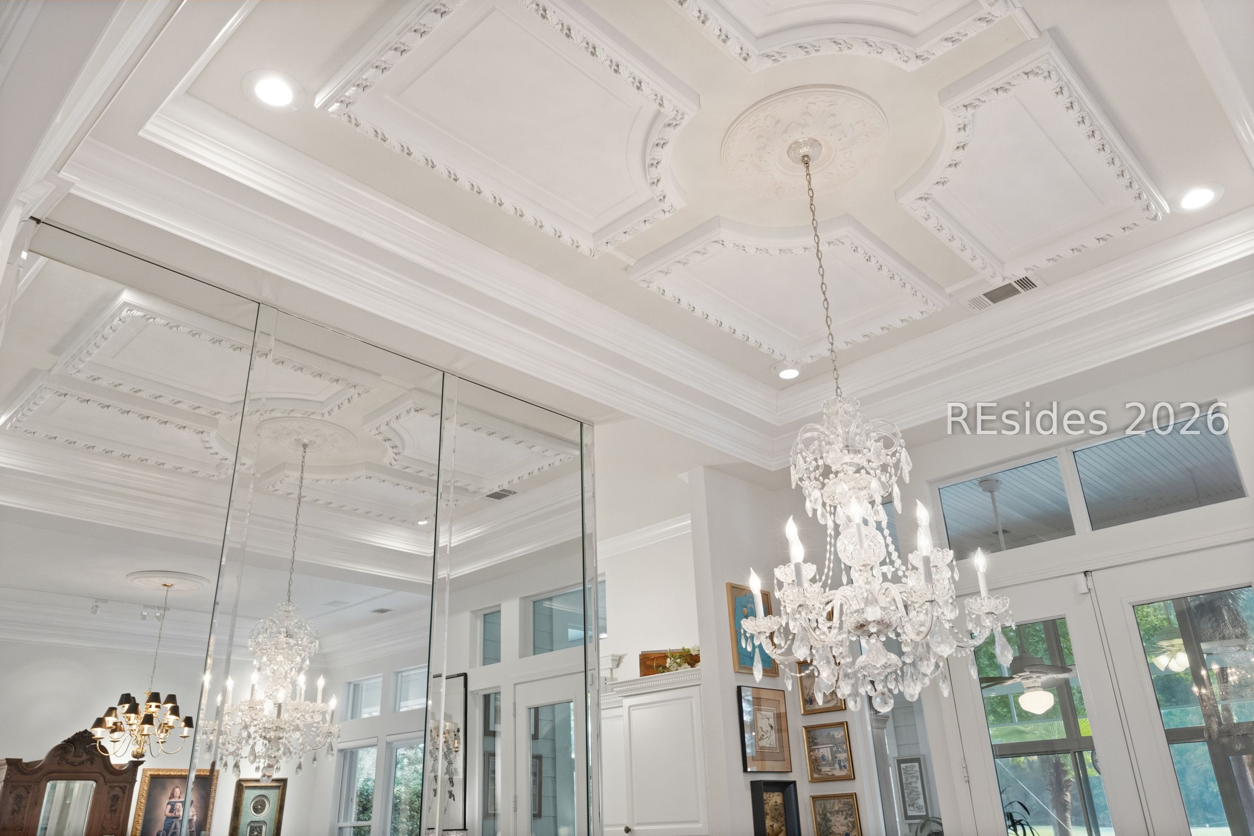 127 Robert E Lee Lane