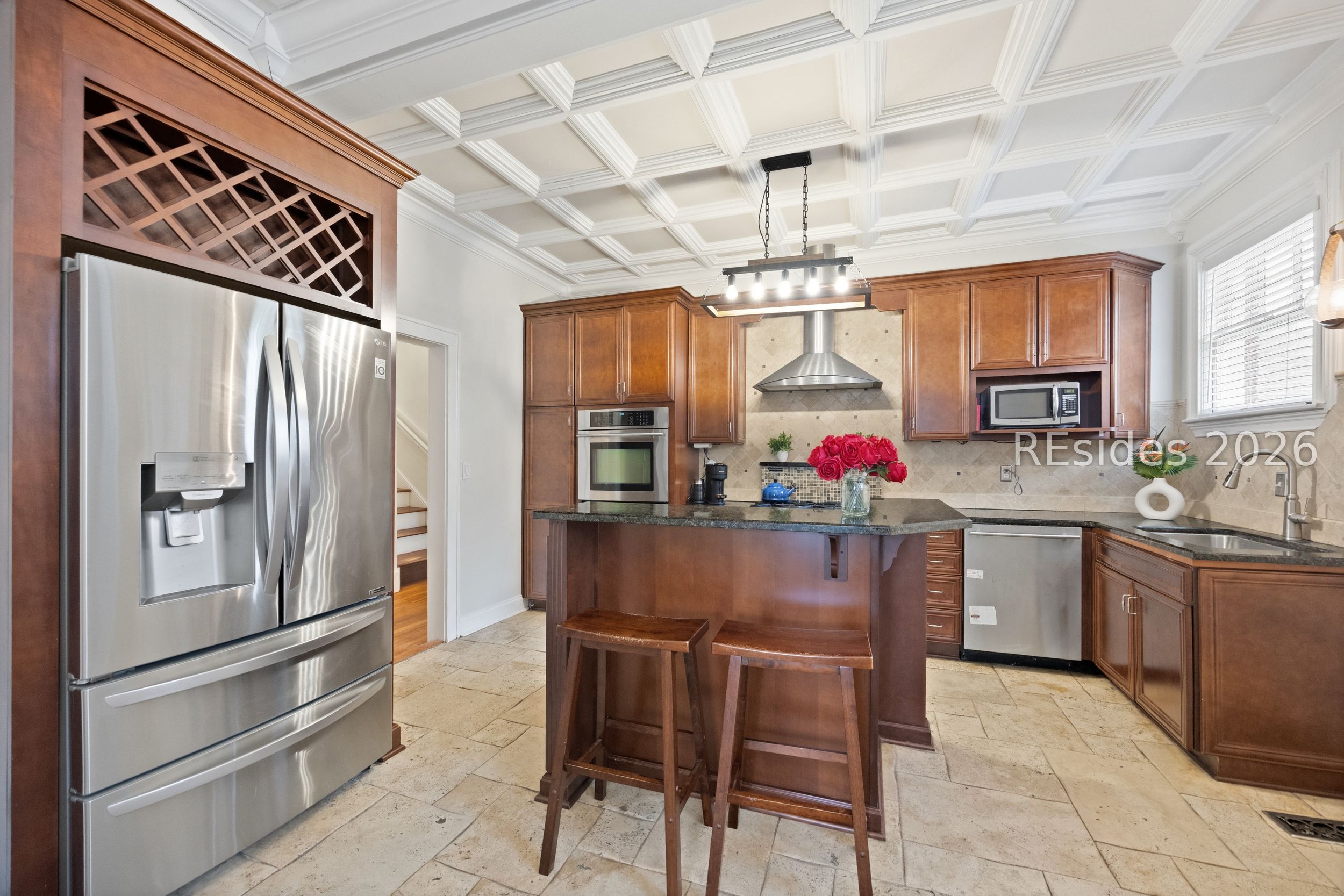 535 E 44th Street