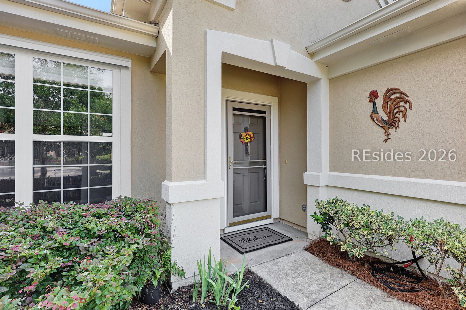 24 Falcon Court