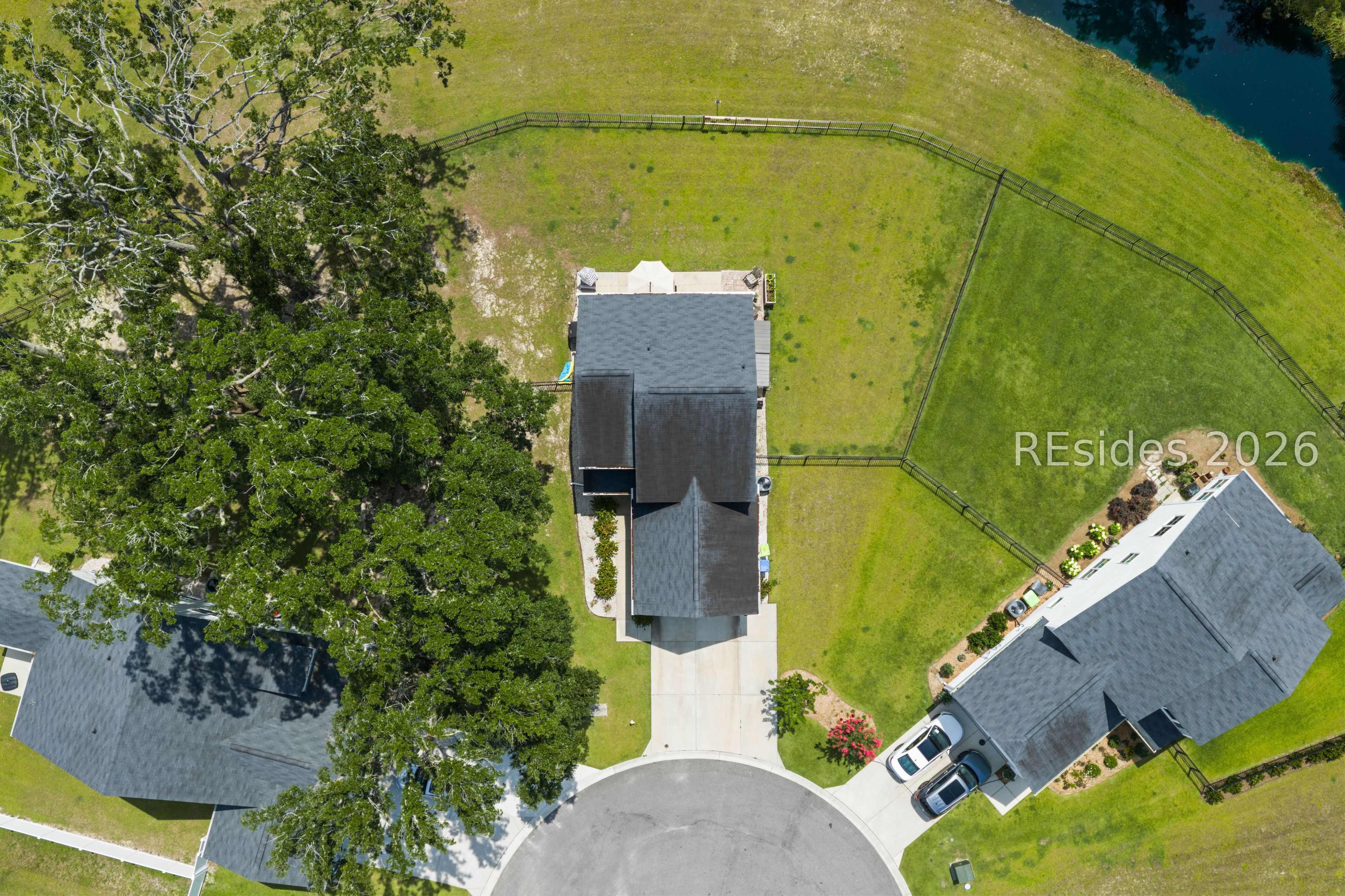 11 Grand Willow Way