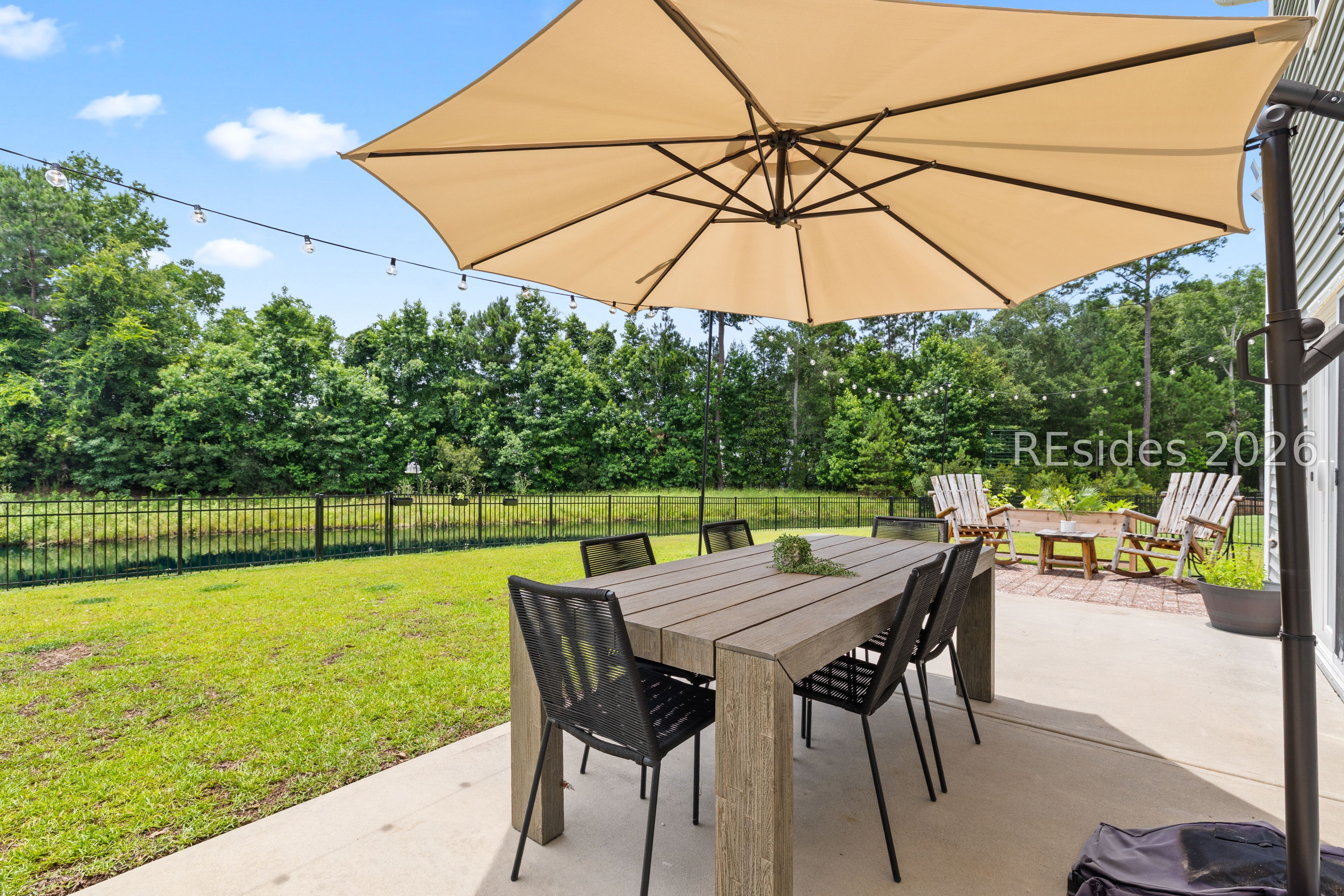 11 Grand Willow Way