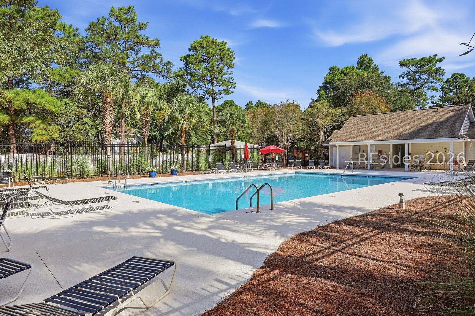 1 Lake Linden Court