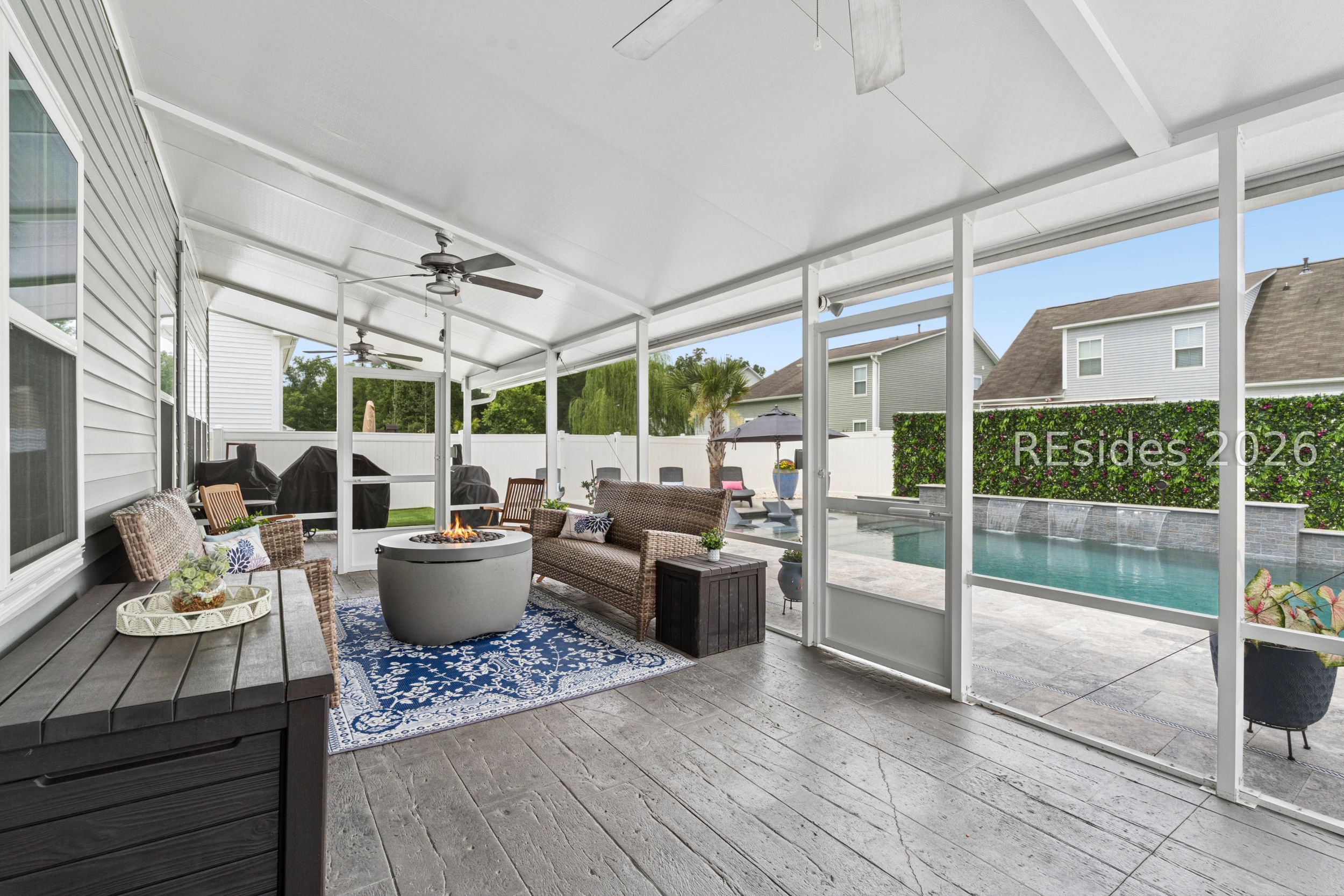6 Benton Circle