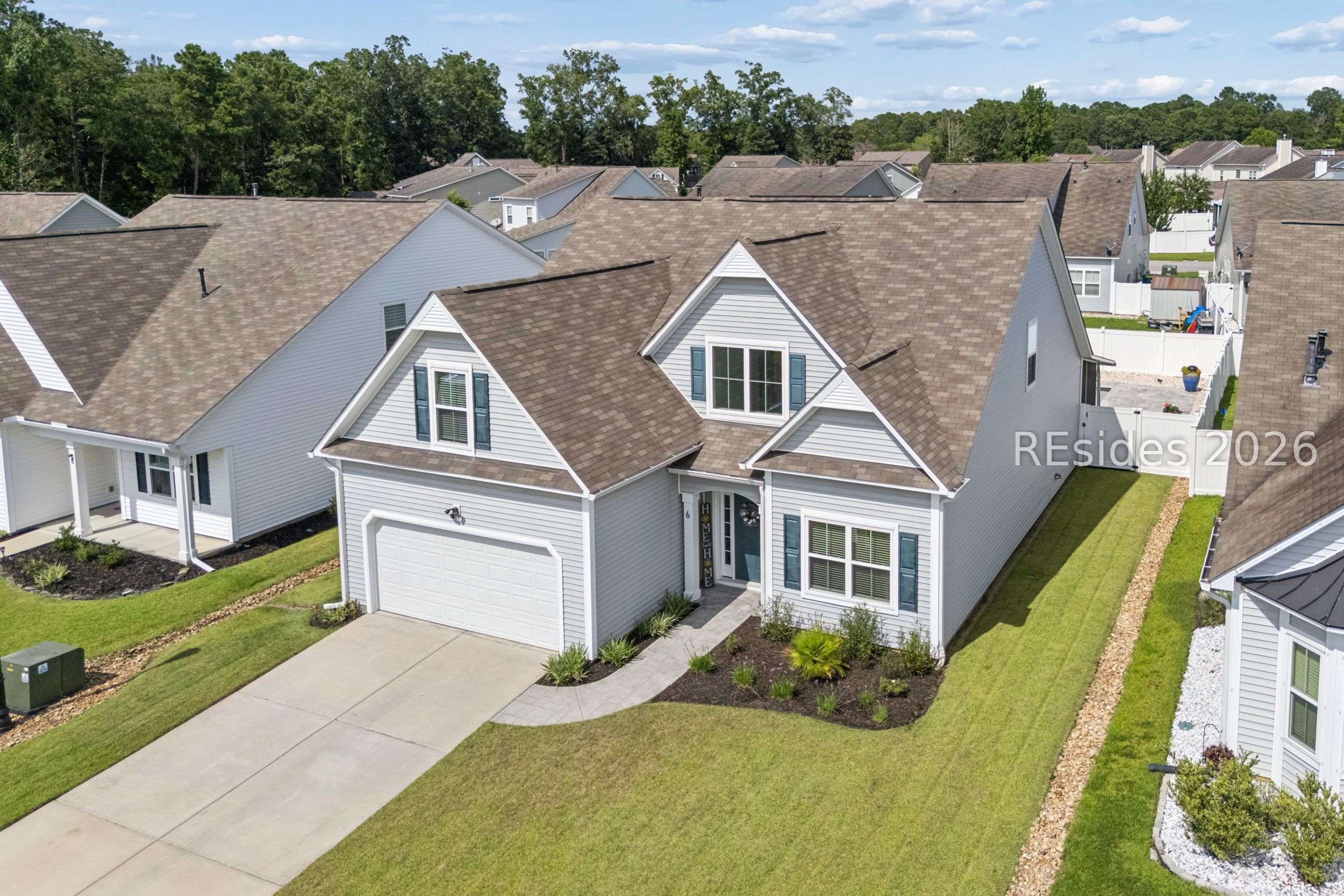 6 Benton Circle