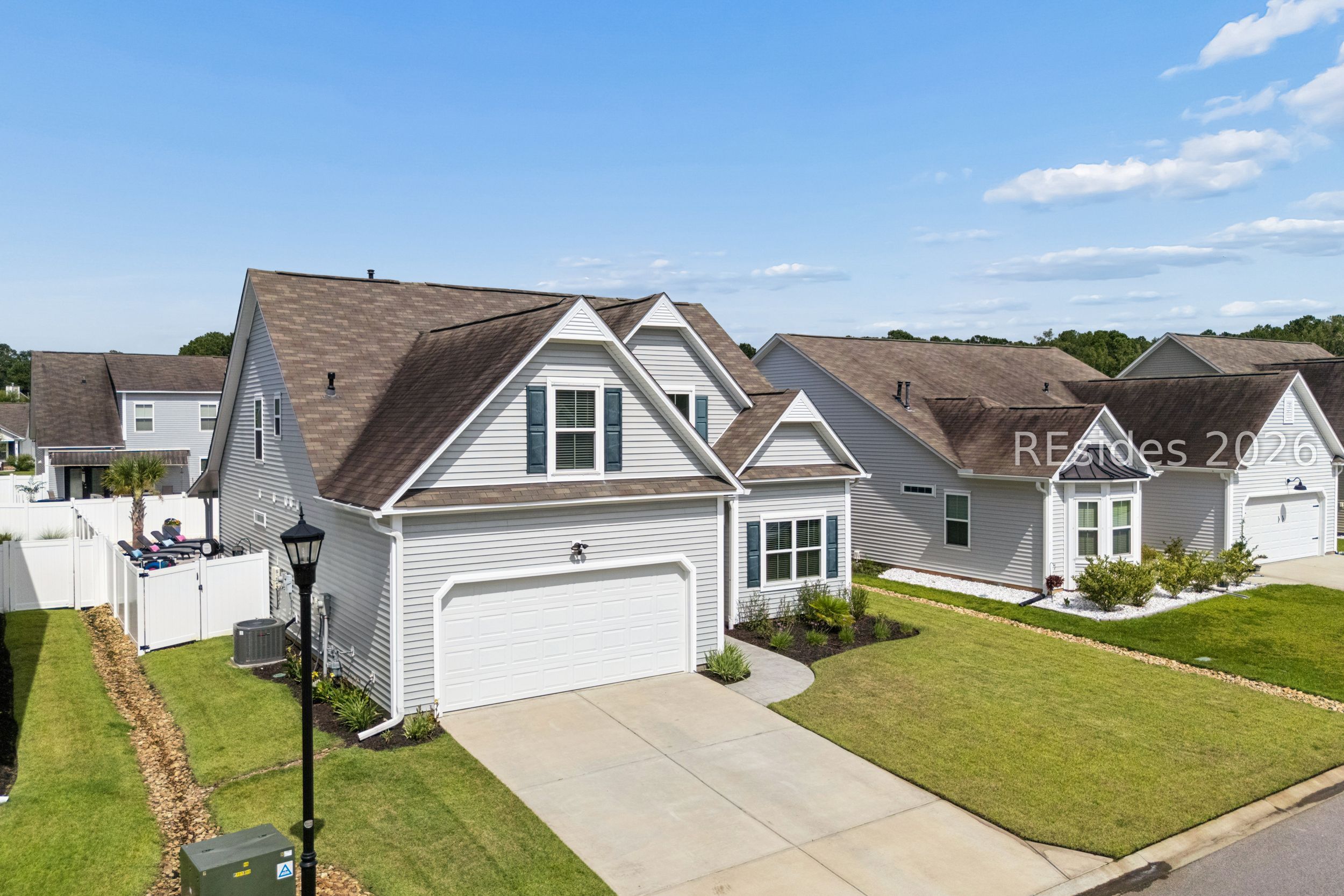 6 Benton Circle