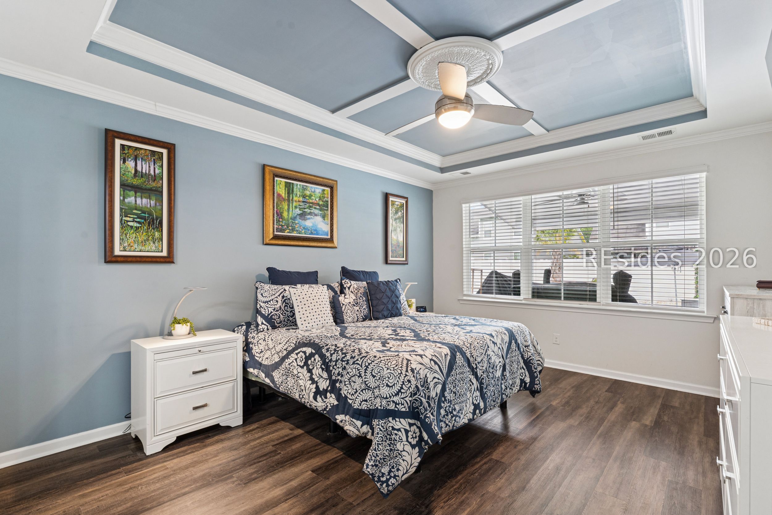 6 Benton Circle