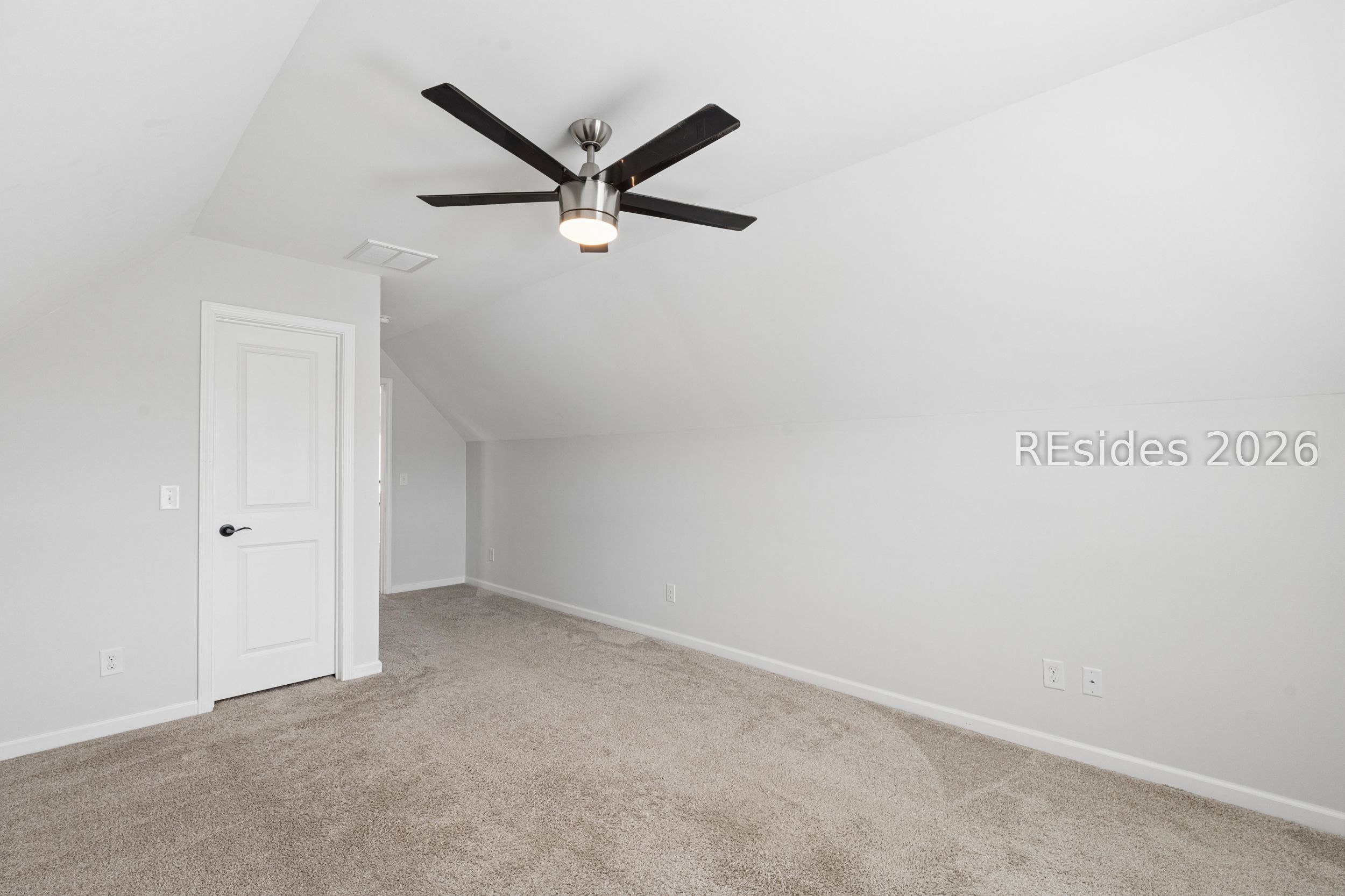 6 Benton Circle