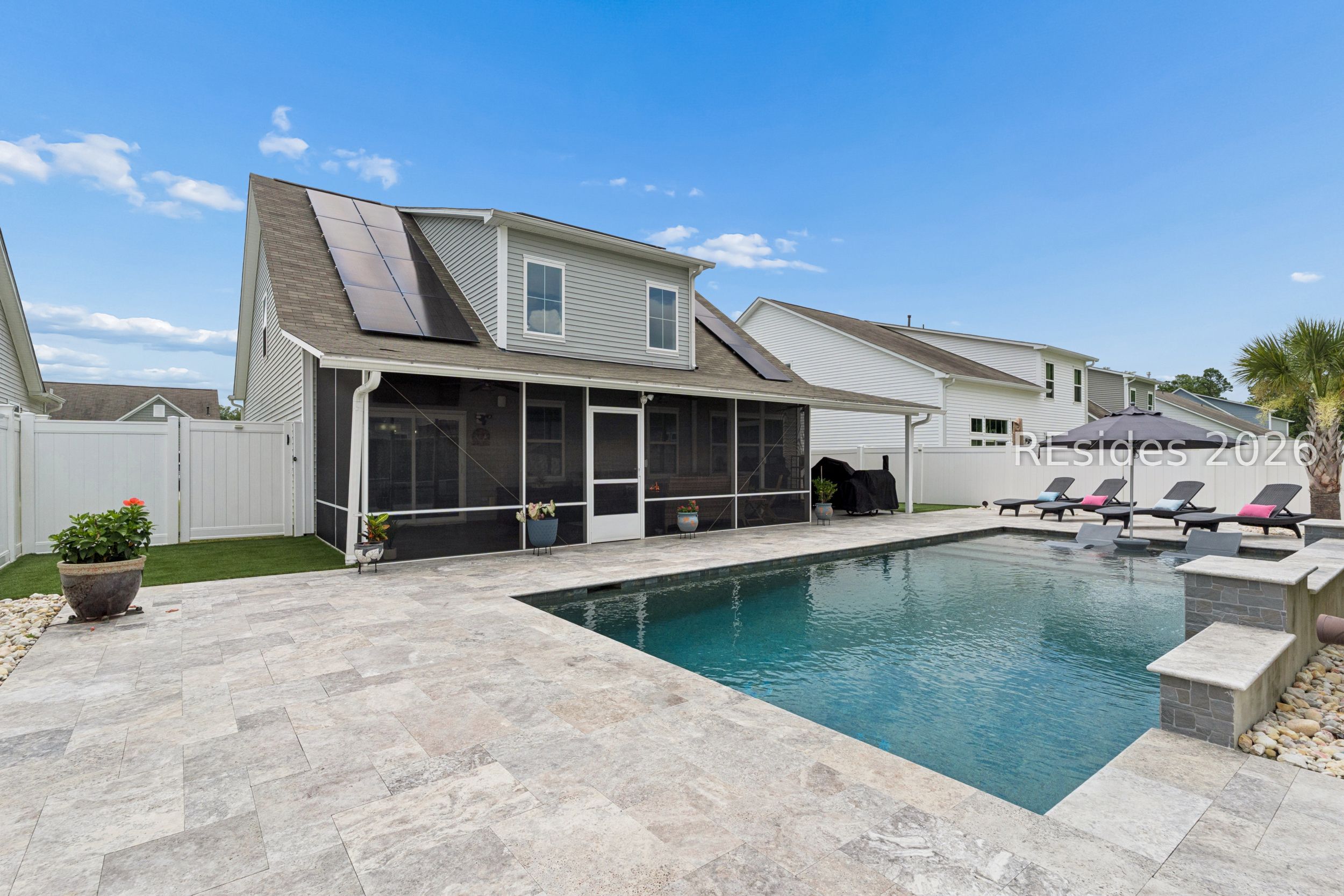 6 Benton Circle