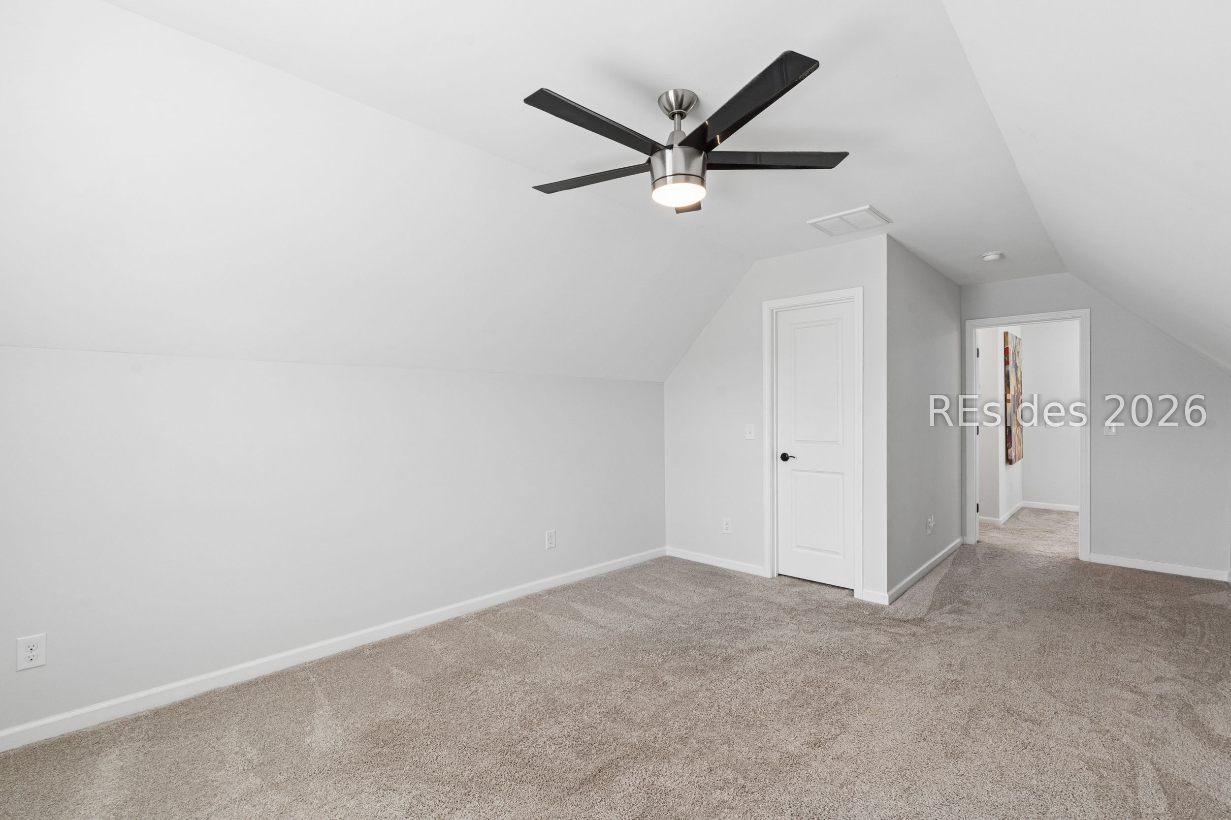 6 Benton Circle