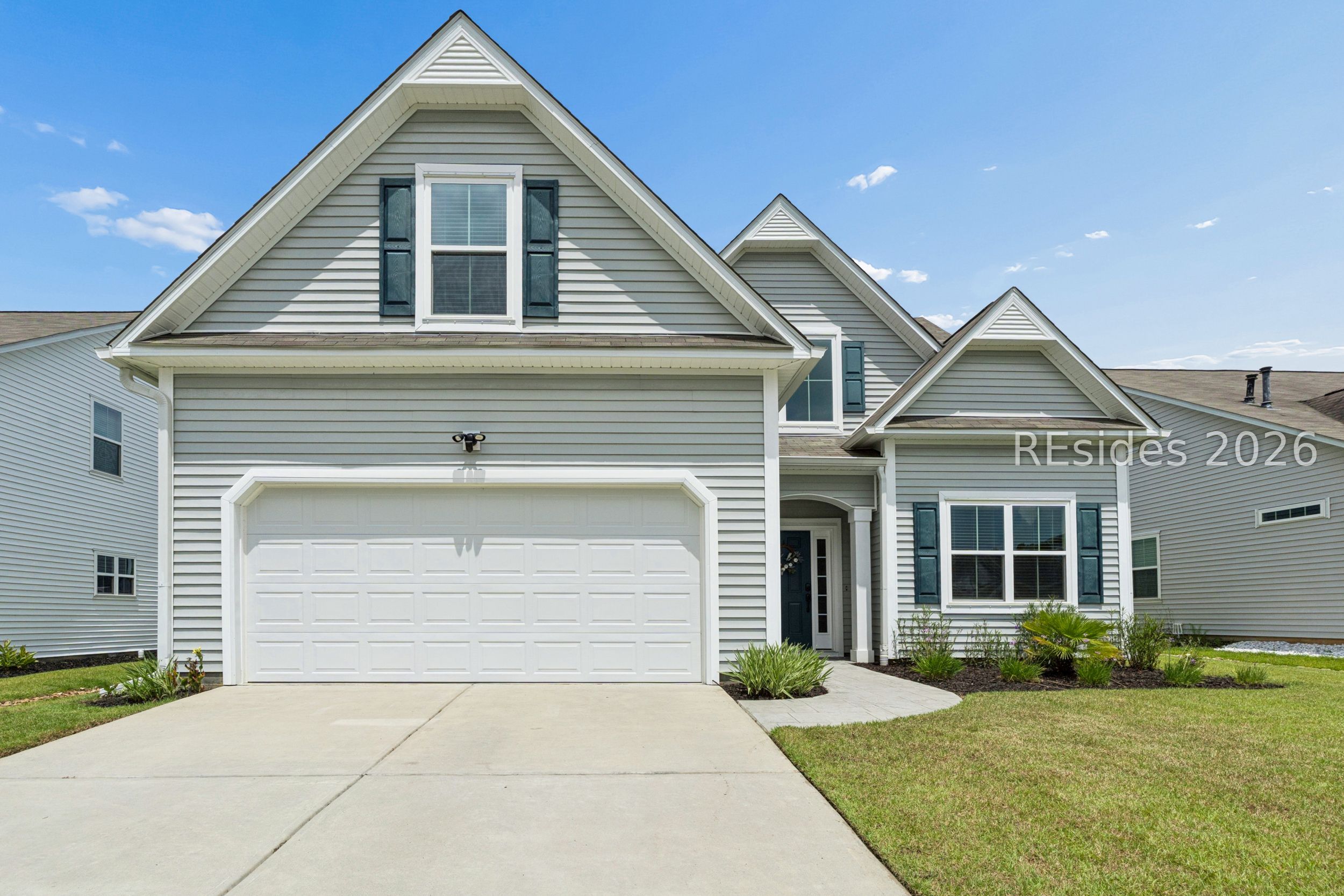 6 Benton Circle