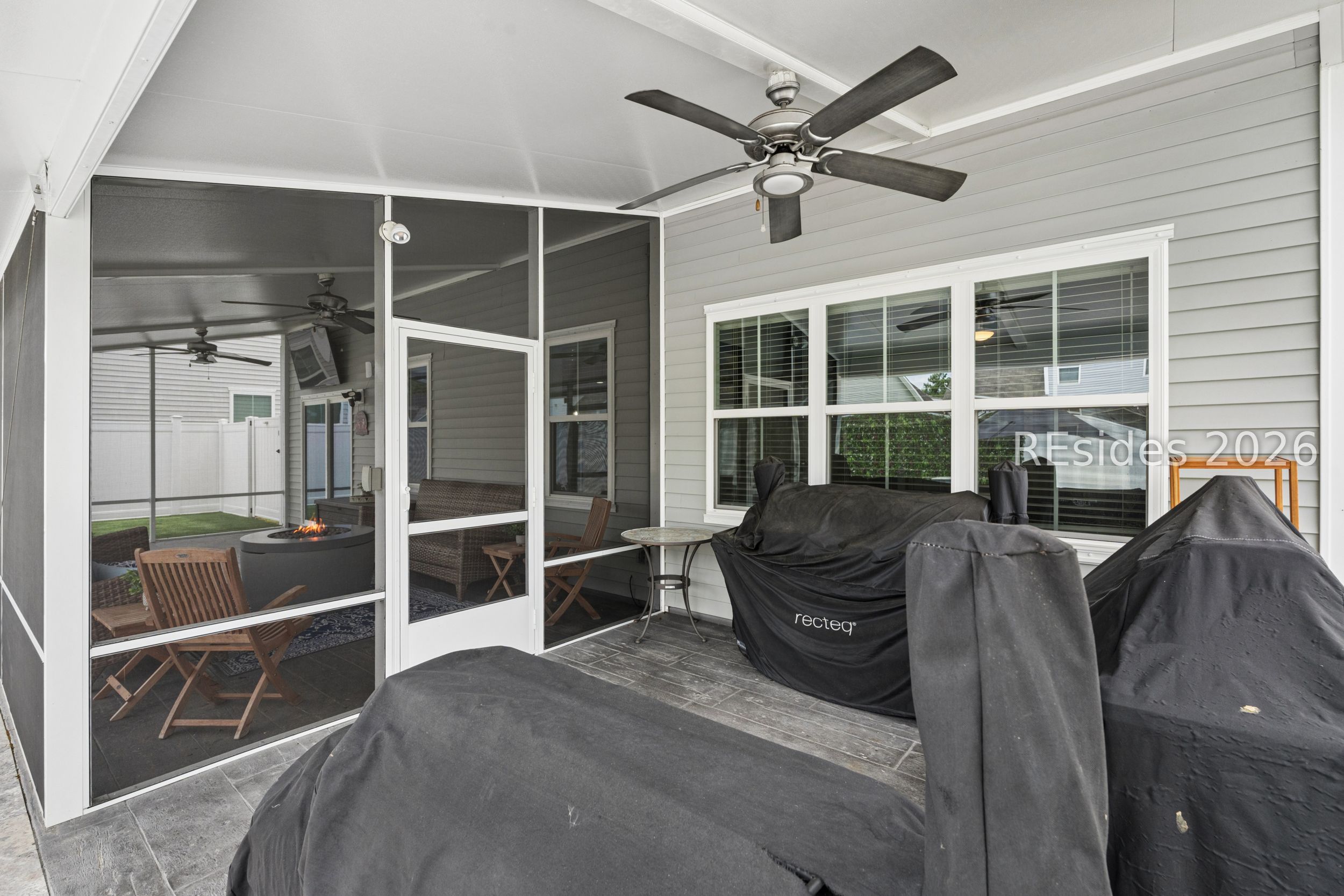 6 Benton Circle