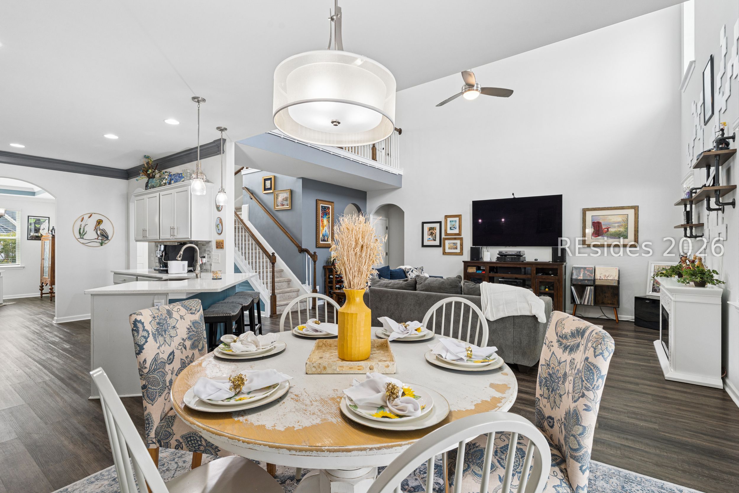 6 Benton Circle