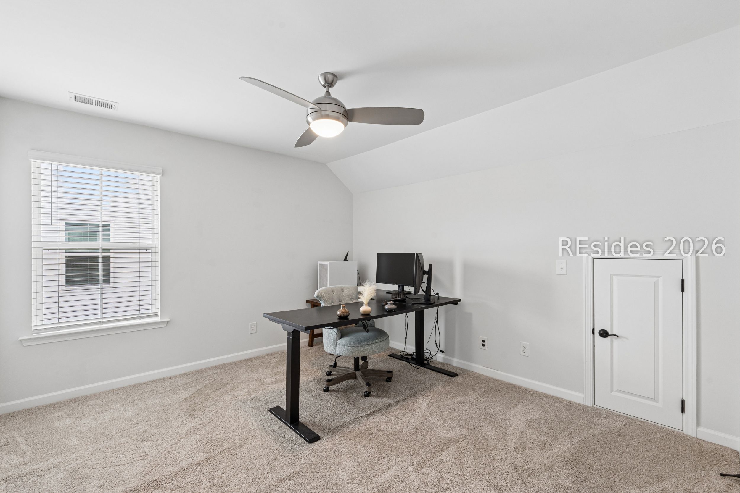 6 Benton Circle