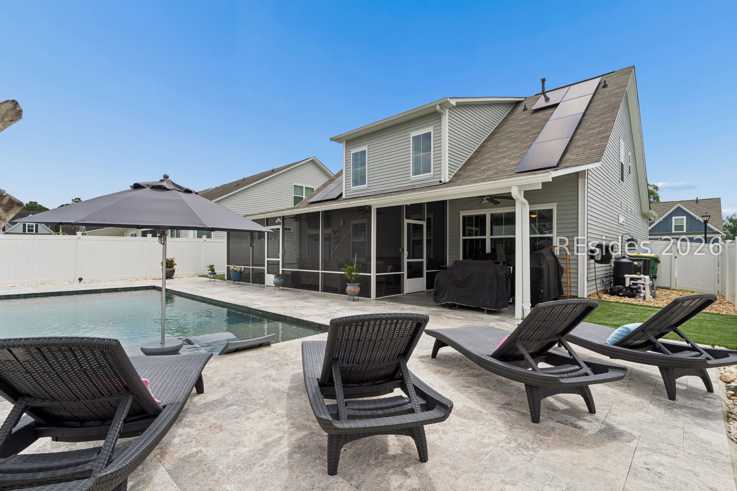 6 Benton Circle