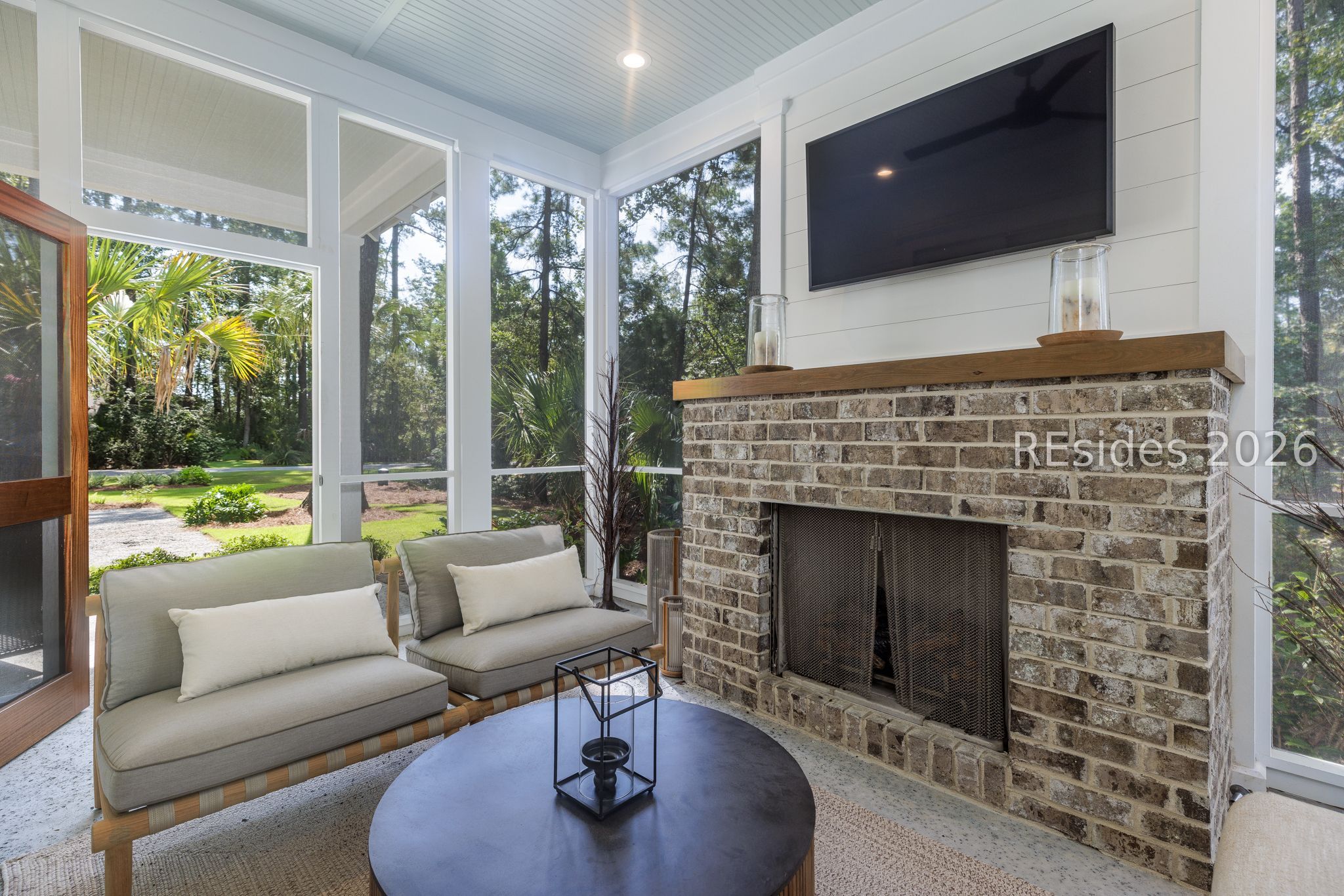 14 Heron Point