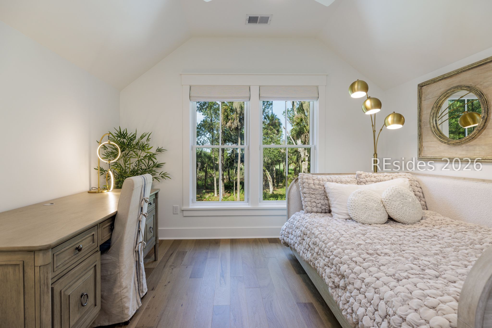 14 Heron Point