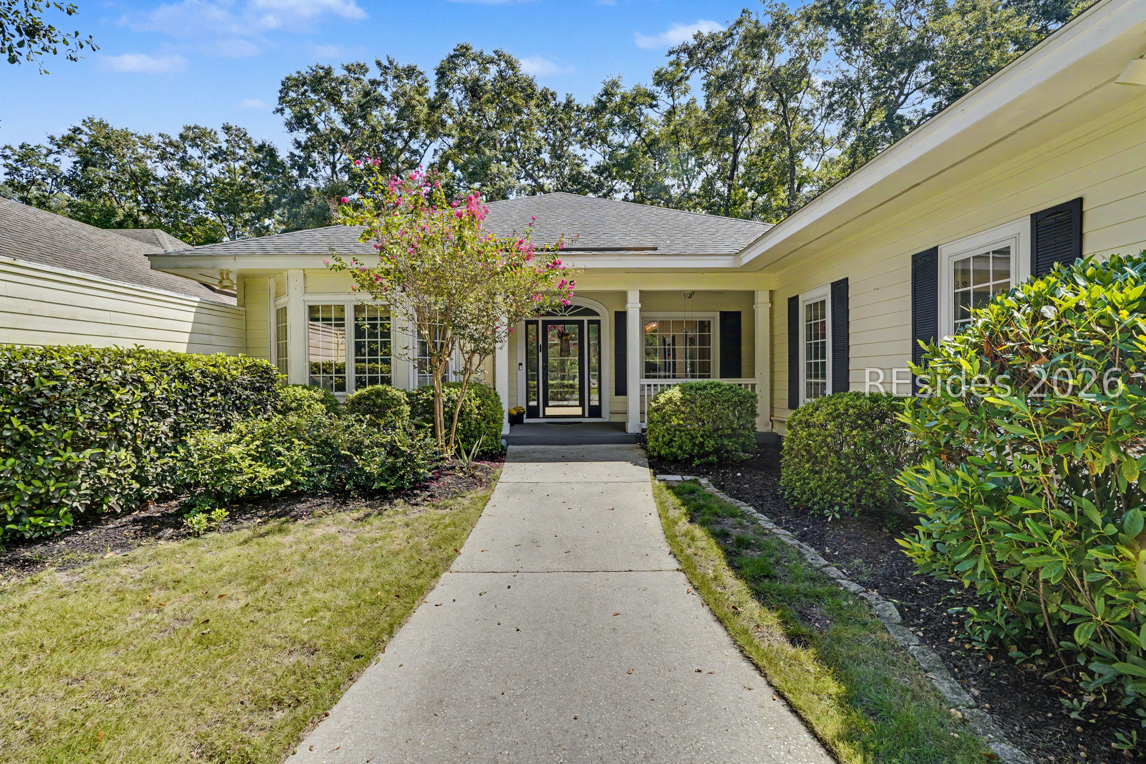 25 Coventry Court