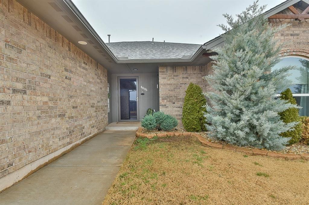 4805 Apatite Bluff Drive
