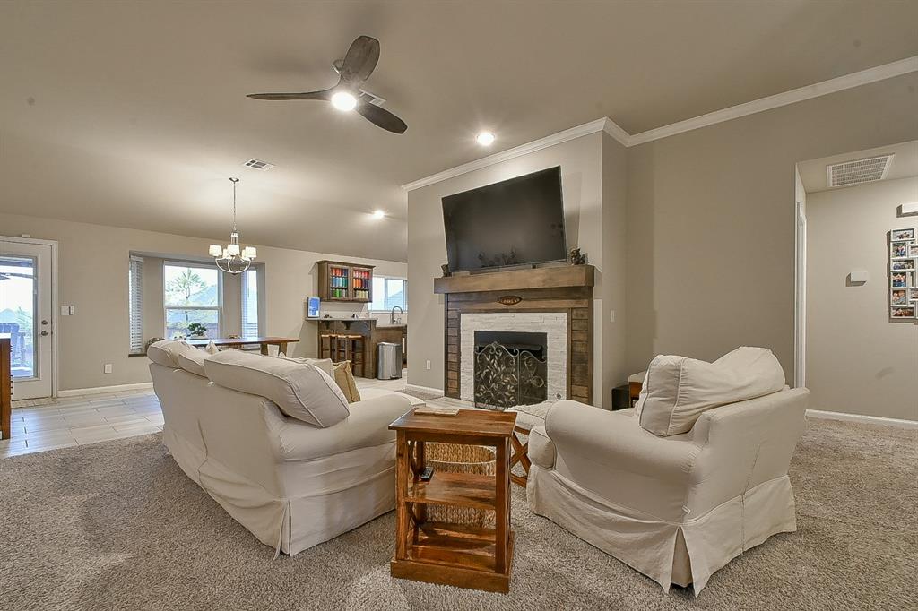 4805 Apatite Bluff Drive