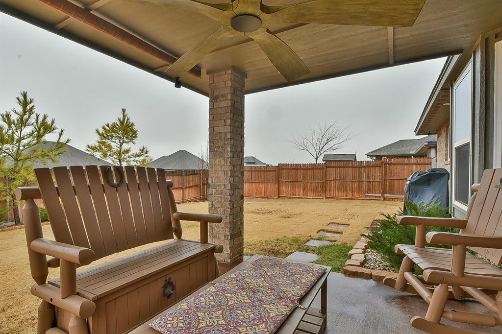 4805 Apatite Bluff Drive