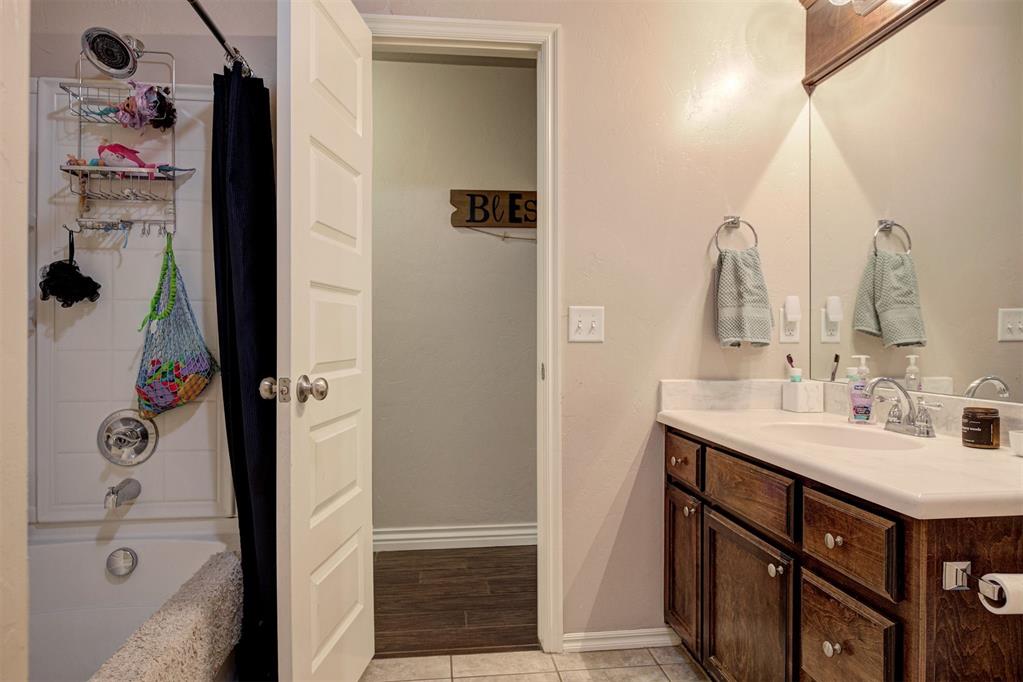 12516 Choctaw Wood Circle