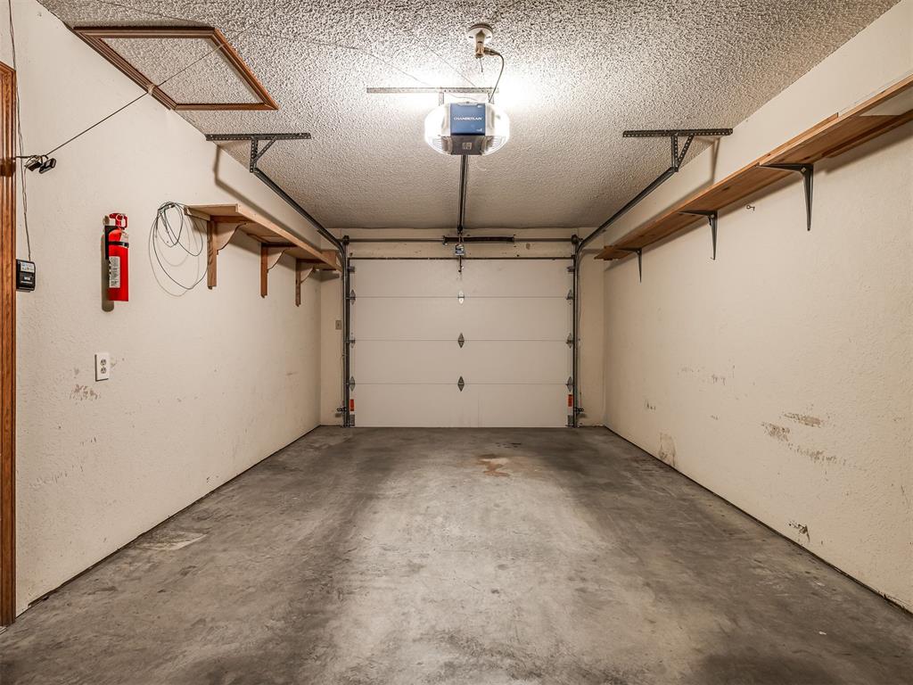 1812 Sunset Drive