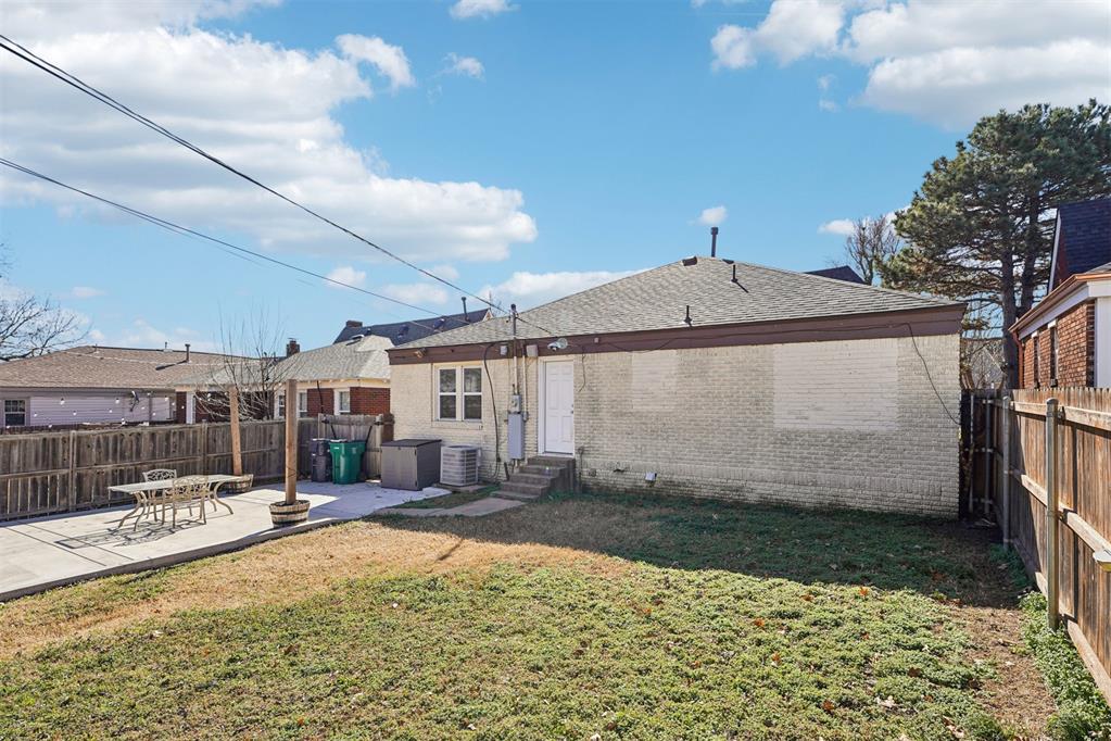 2857 NW 21st Street