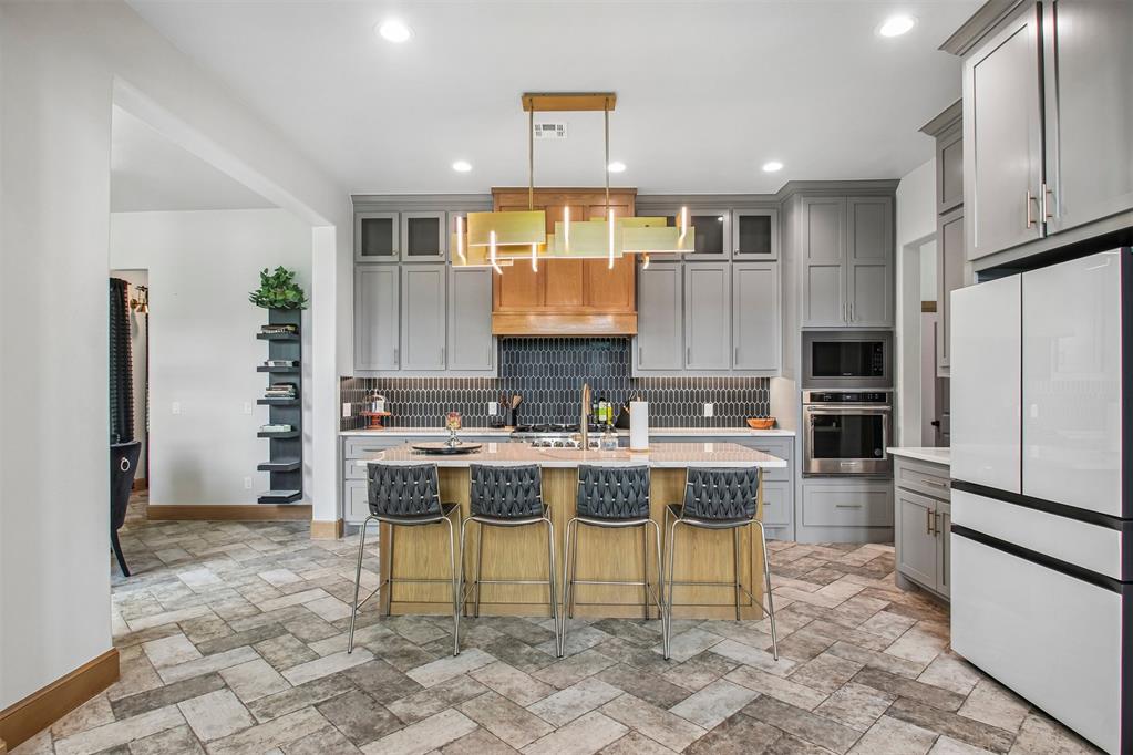 3387 Red Ridge Drive