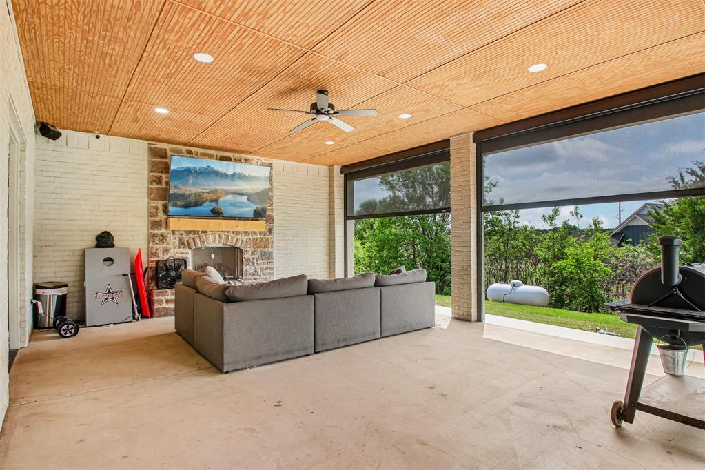 3387 Red Ridge Drive