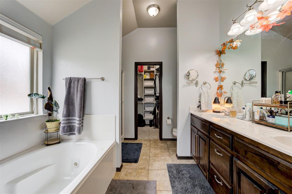 2633 SE 97th Street