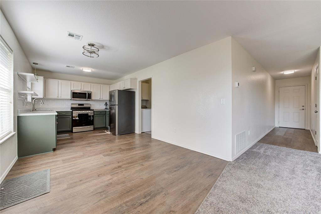 4405 Smoking Tree Drive