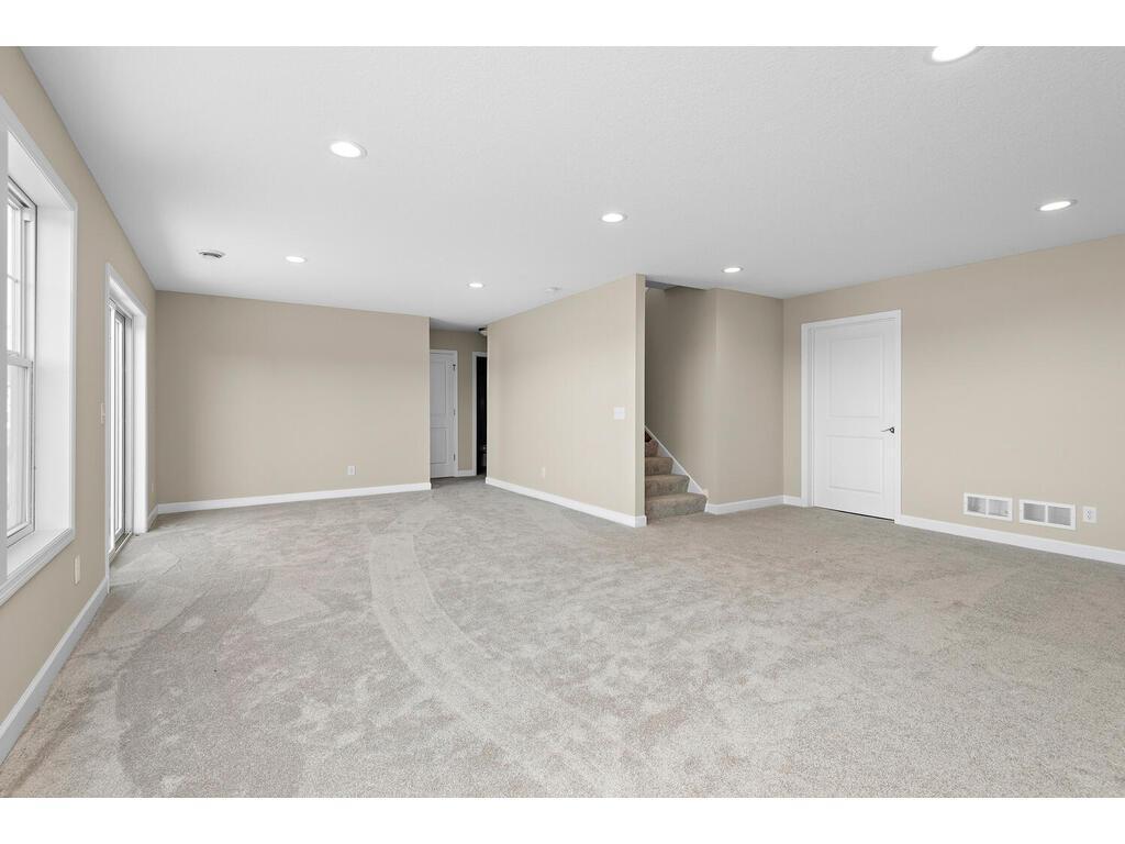 1874 Aster Court
