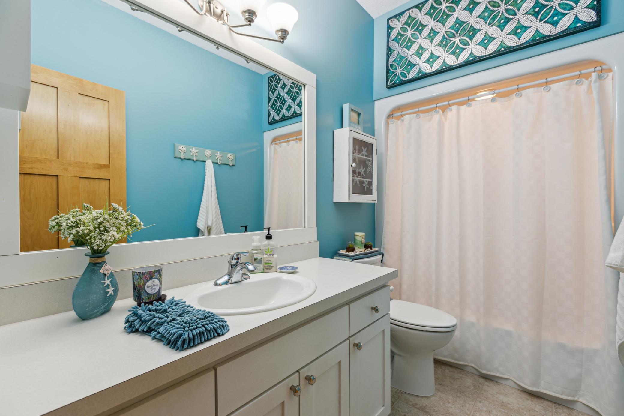 2250 Lancaster Avenue NE