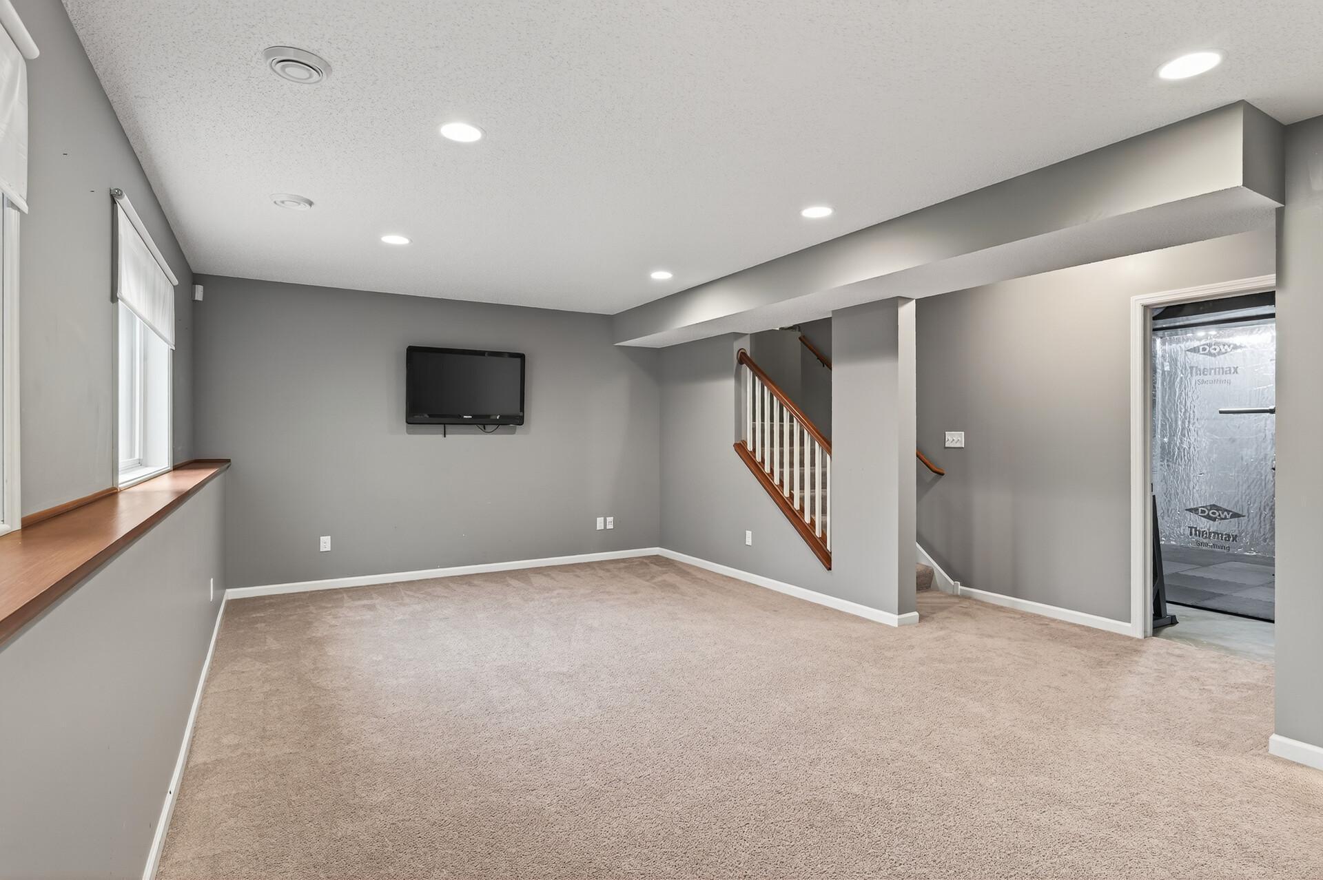 12424 73rd Street NE