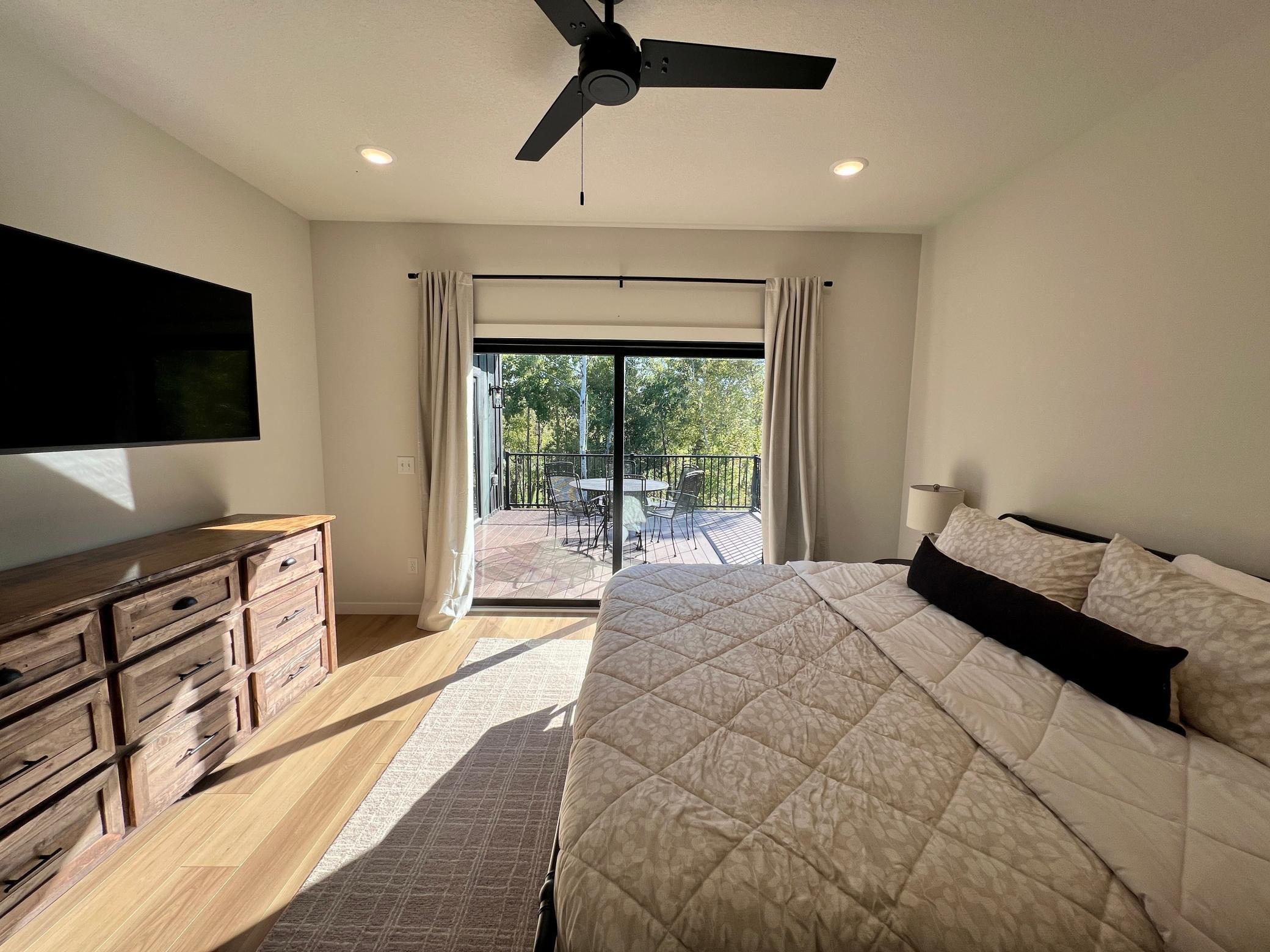 5529 Little Walnut Lane