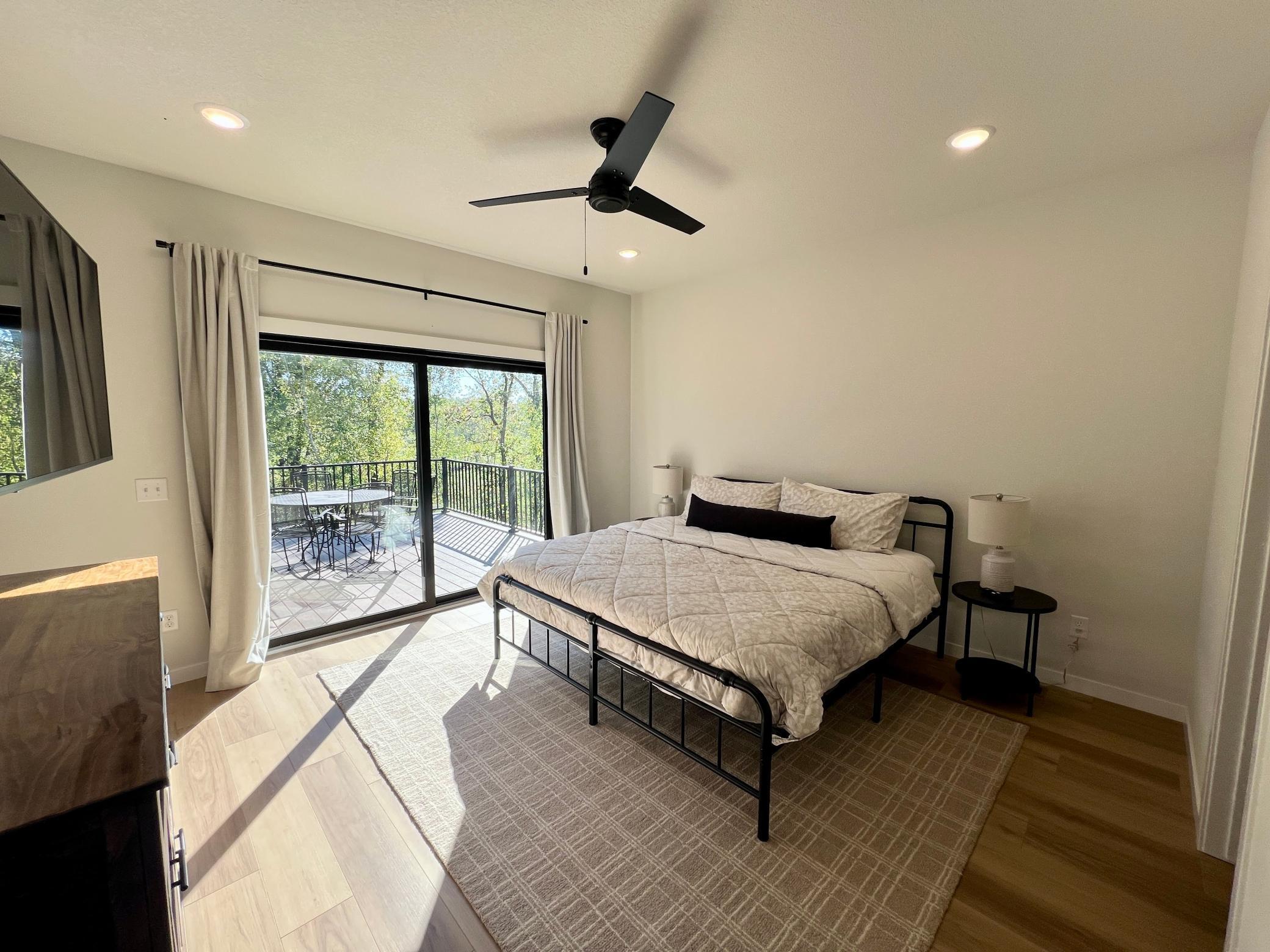 5529 Little Walnut Lane