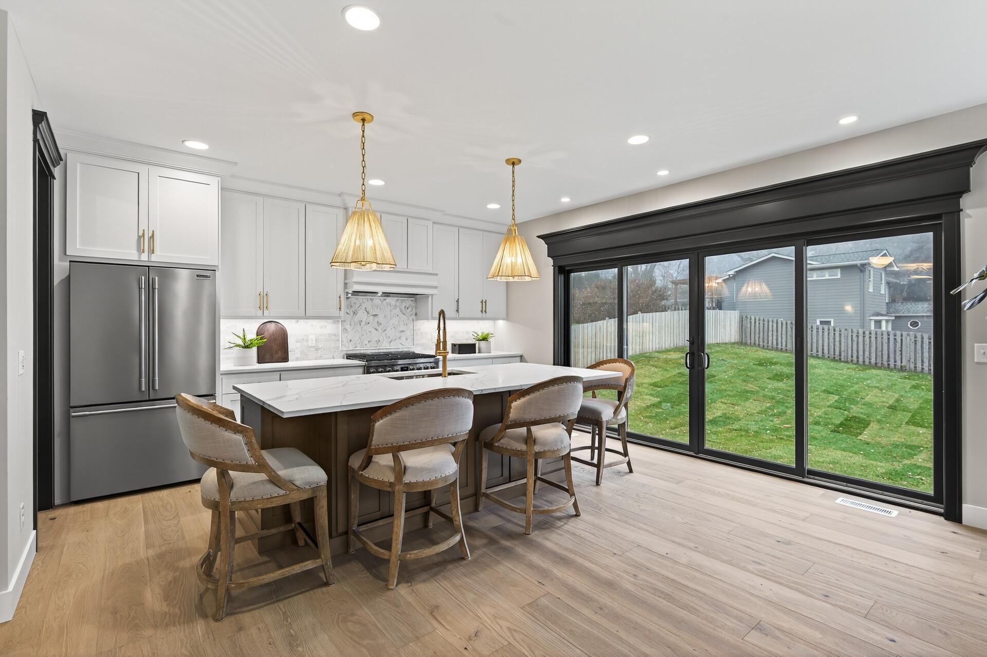 5319 Glenwood Avenue