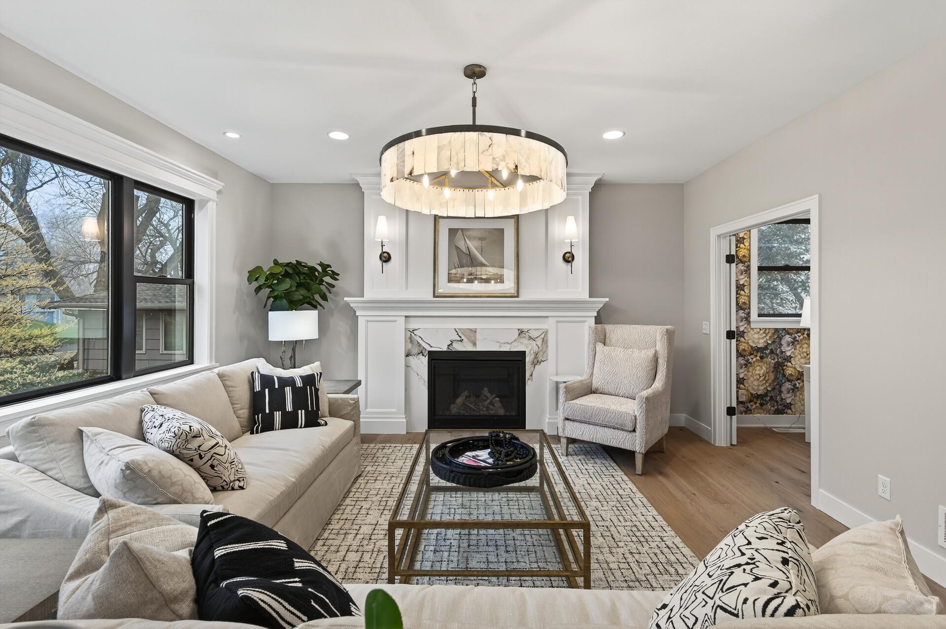 5319 Glenwood Avenue